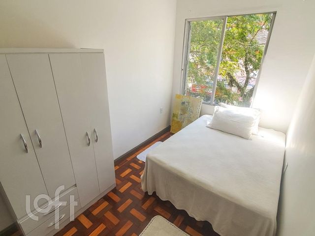 Apartamento com 82m², 3 dormitórios, Auxiliadora em Porto Alegre