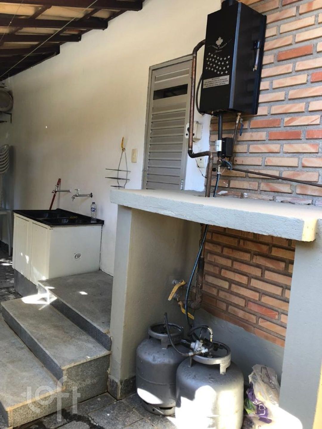 Casa à venda com 4 quartos, 150m² - Foto 13