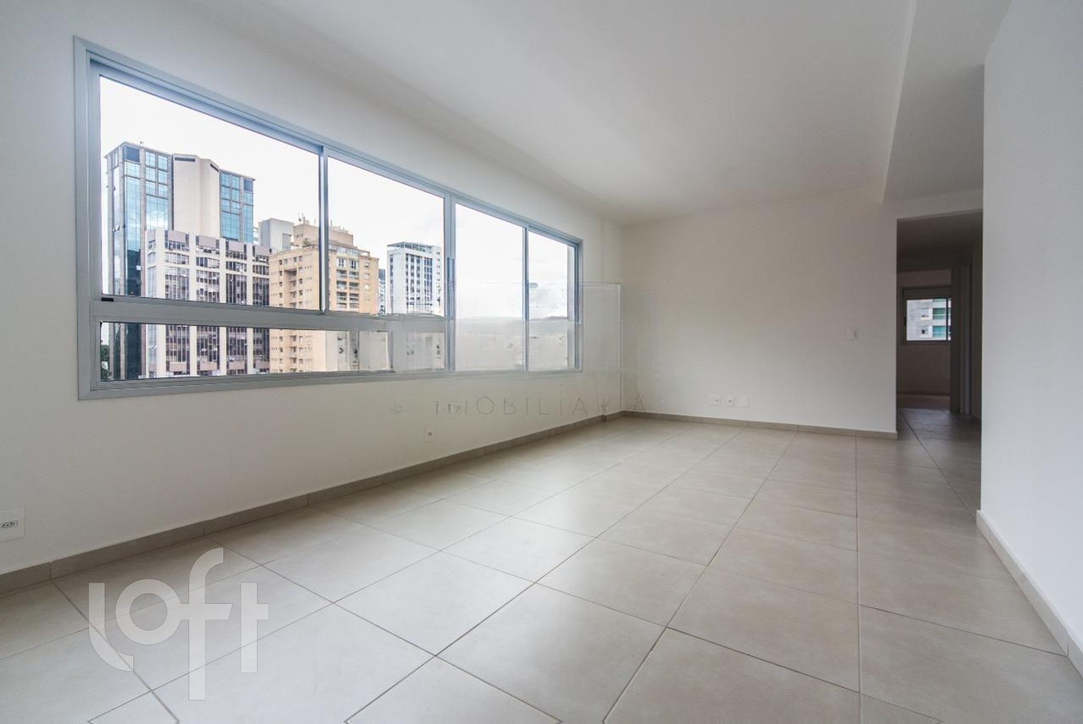 Apartamento à venda com 3 quartos, 99m² - Foto 1