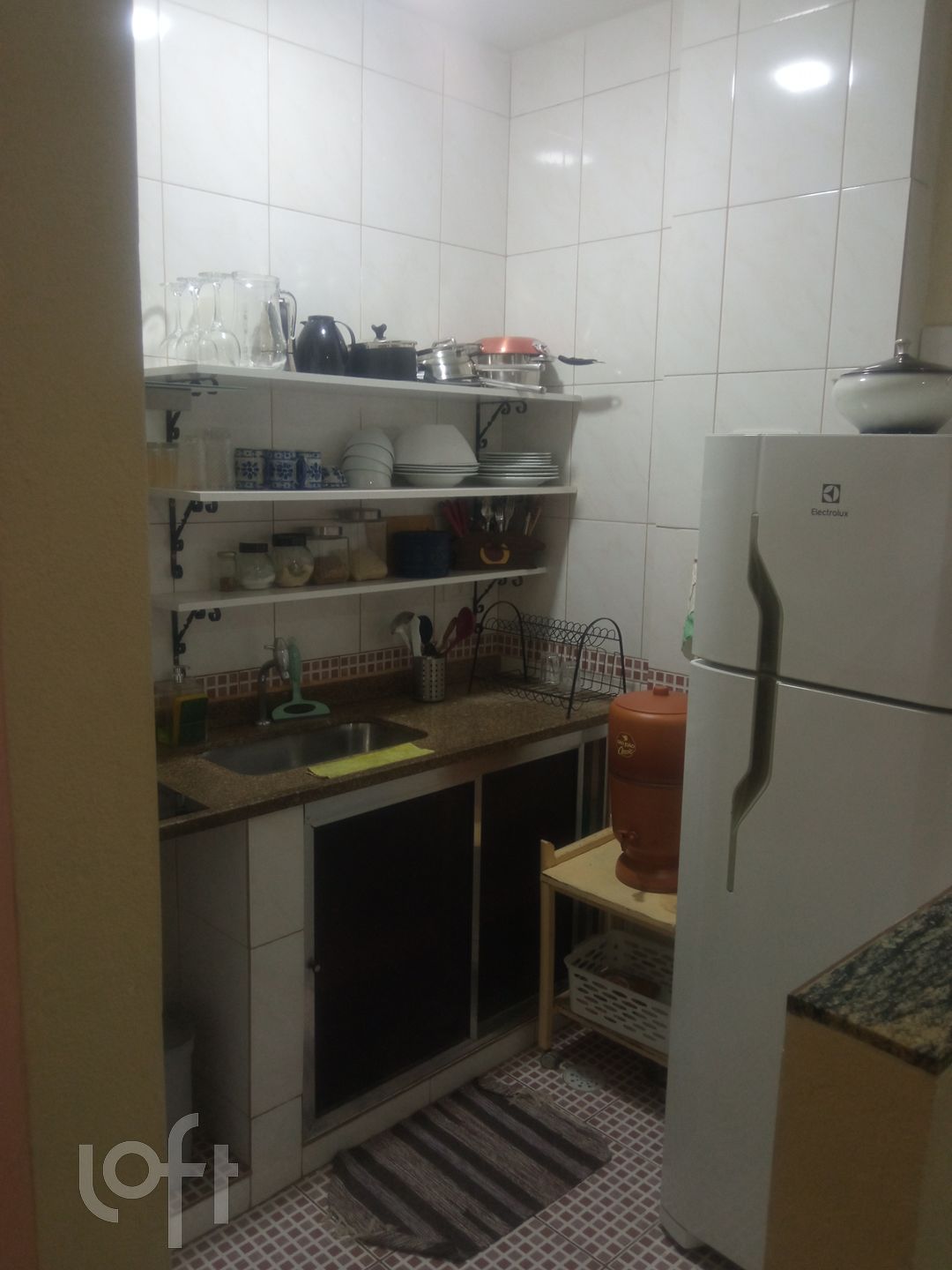 Apartamento à venda com 1 quarto, 28m² - Foto 9