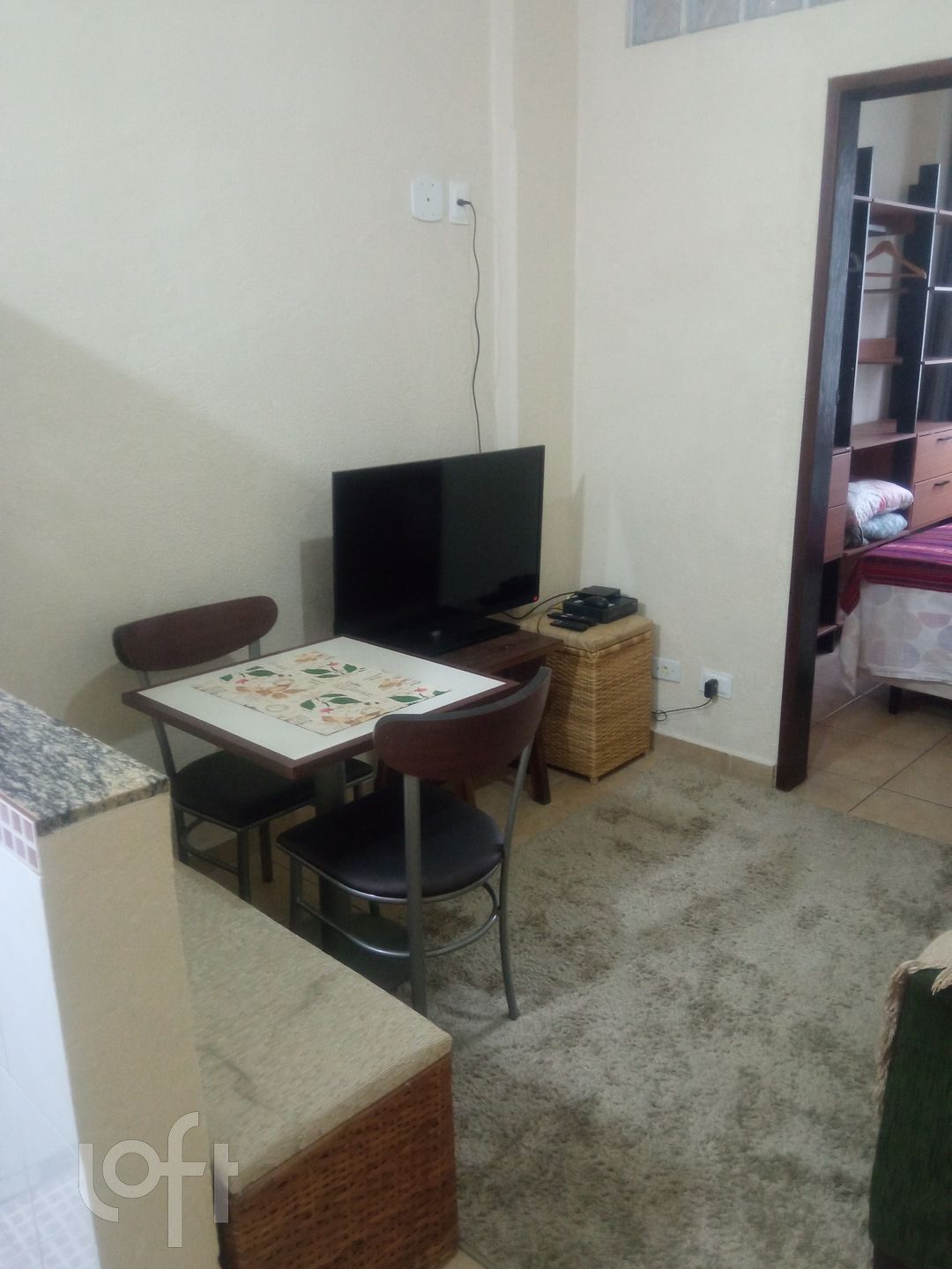 Apartamento à venda com 1 quarto, 28m² - Foto 1