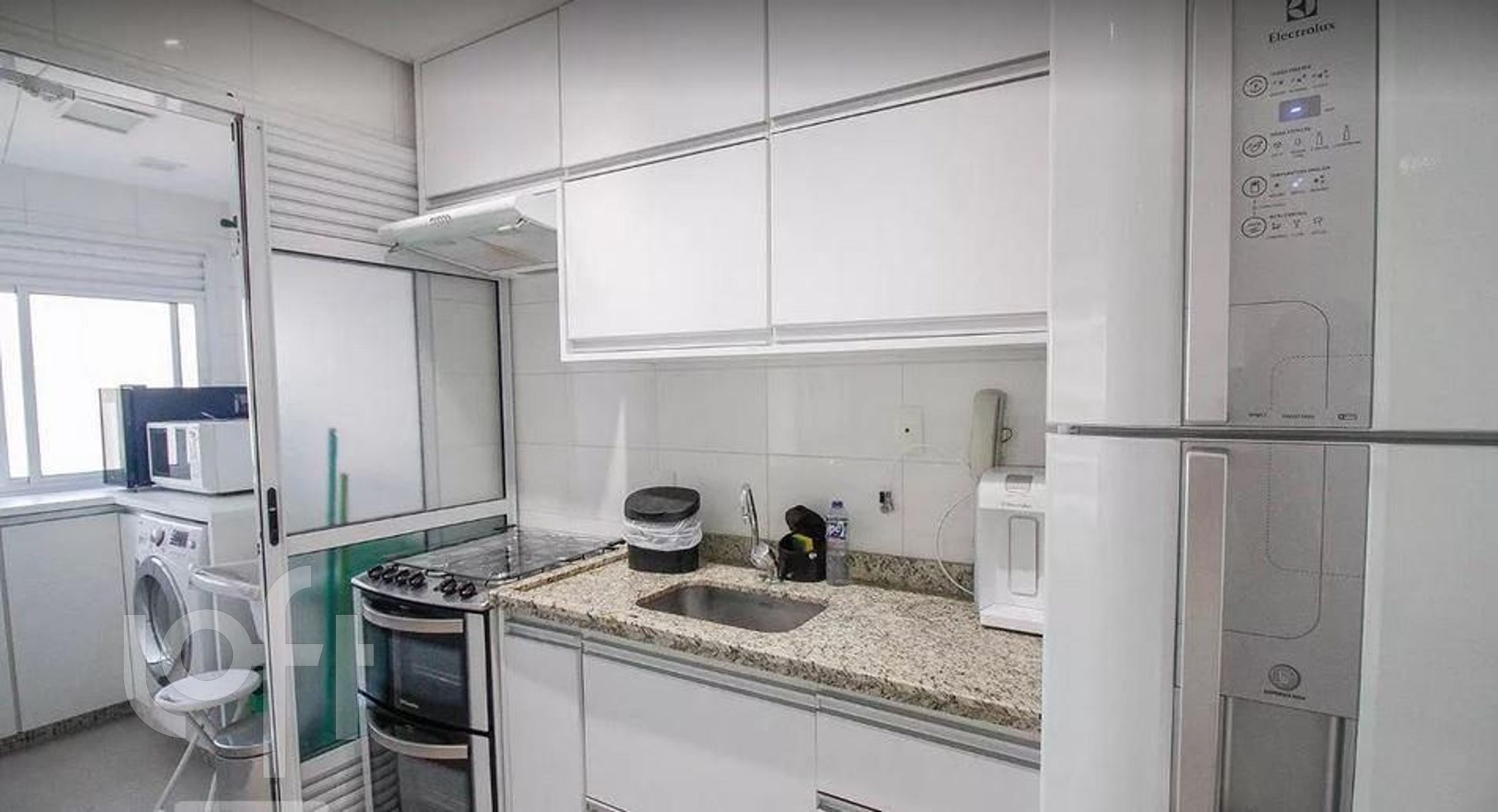 Apartamento à venda com 1 quarto, 60m² - Foto 11