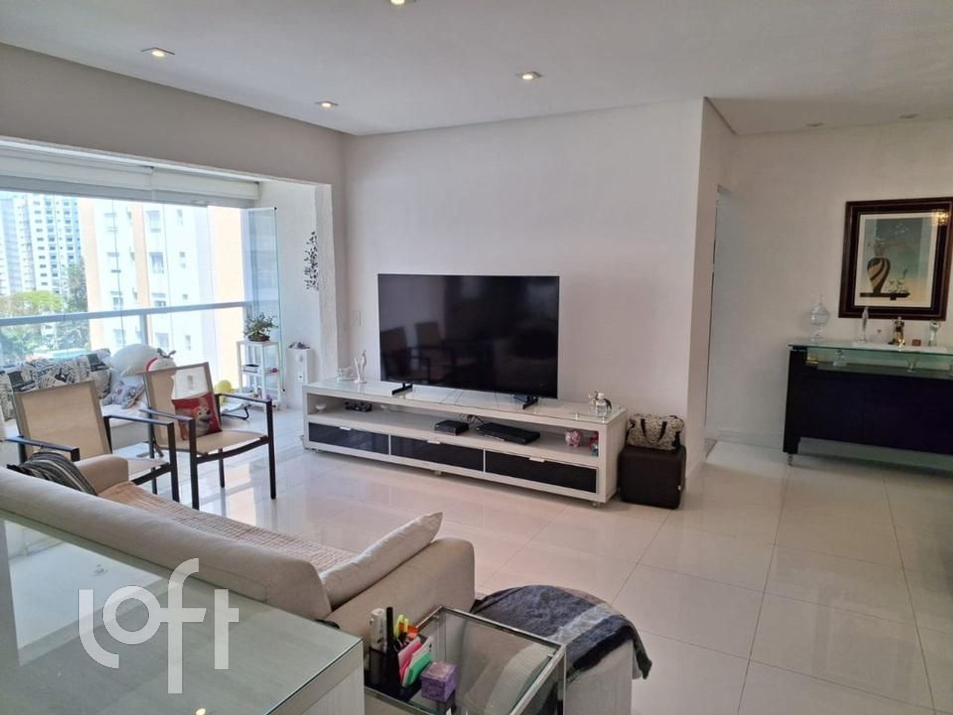 Apartamento à venda com 1 quarto, 72m² - Foto 1