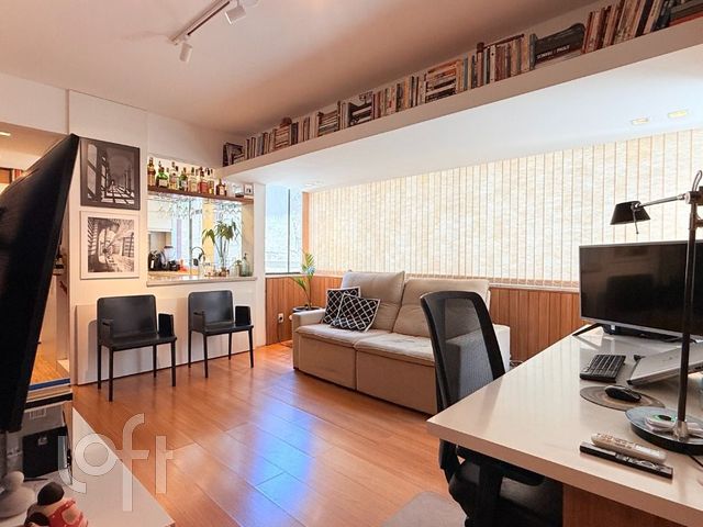 Apartamento com 42m², 1 dormitório, 1 vaga, Bom Fim em Porto Alegre