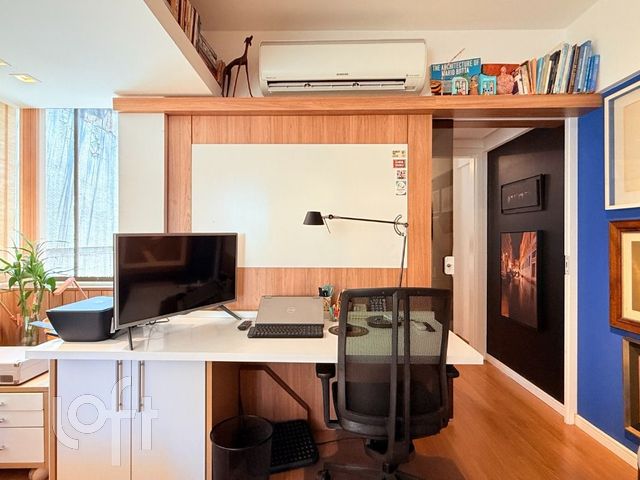 Apartamento com 42m², 1 dormitório, 1 vaga, Bom Fim em Porto Alegre