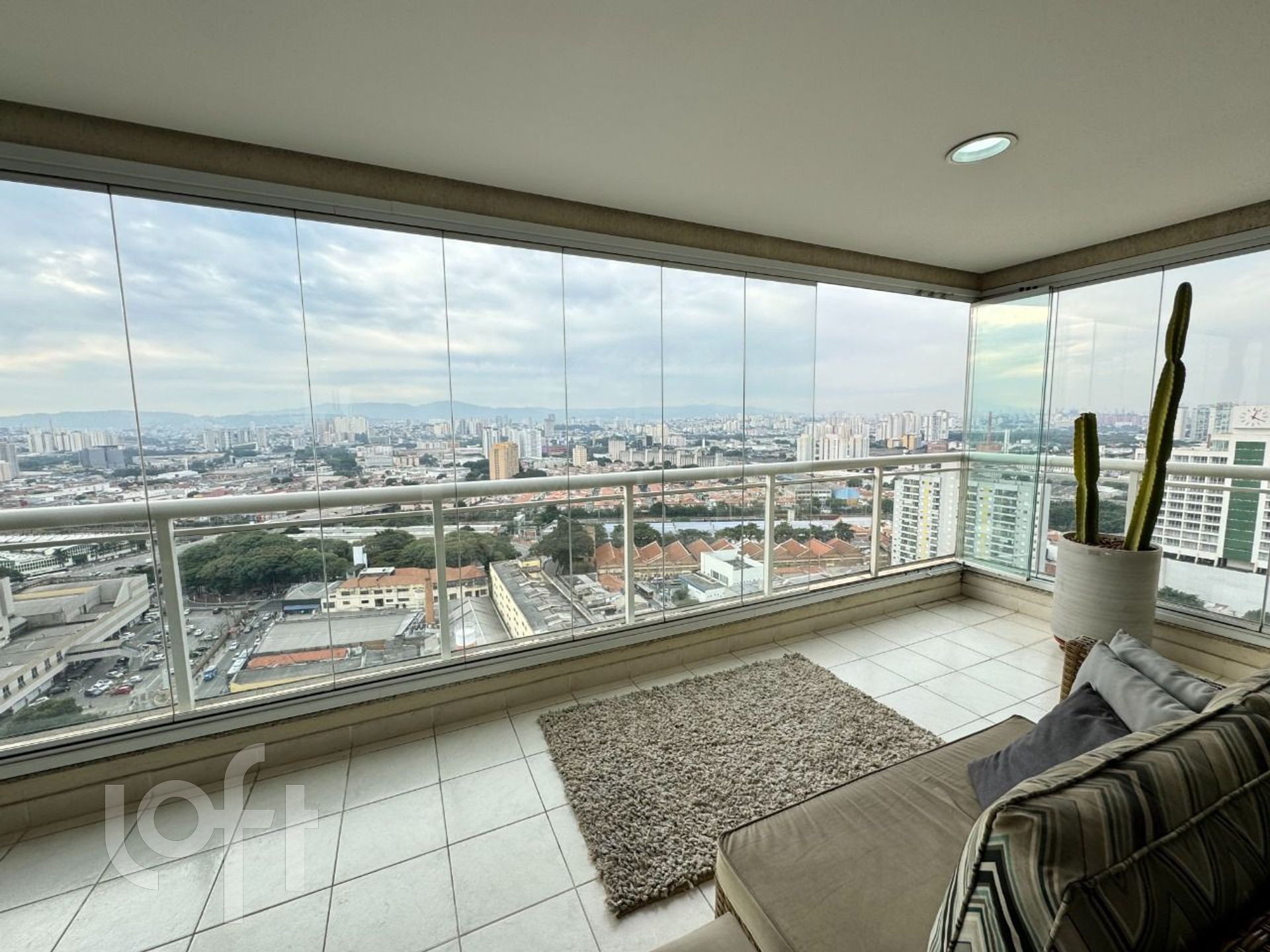 Apartamento à venda com 3 quartos, 162m² - Foto 24