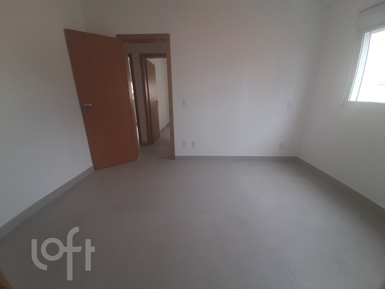 Apartamento à venda com 3 quartos, 76m² - Foto 8