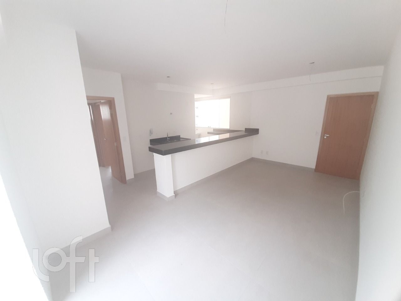 Apartamento à venda com 3 quartos, 76m² - Foto 2