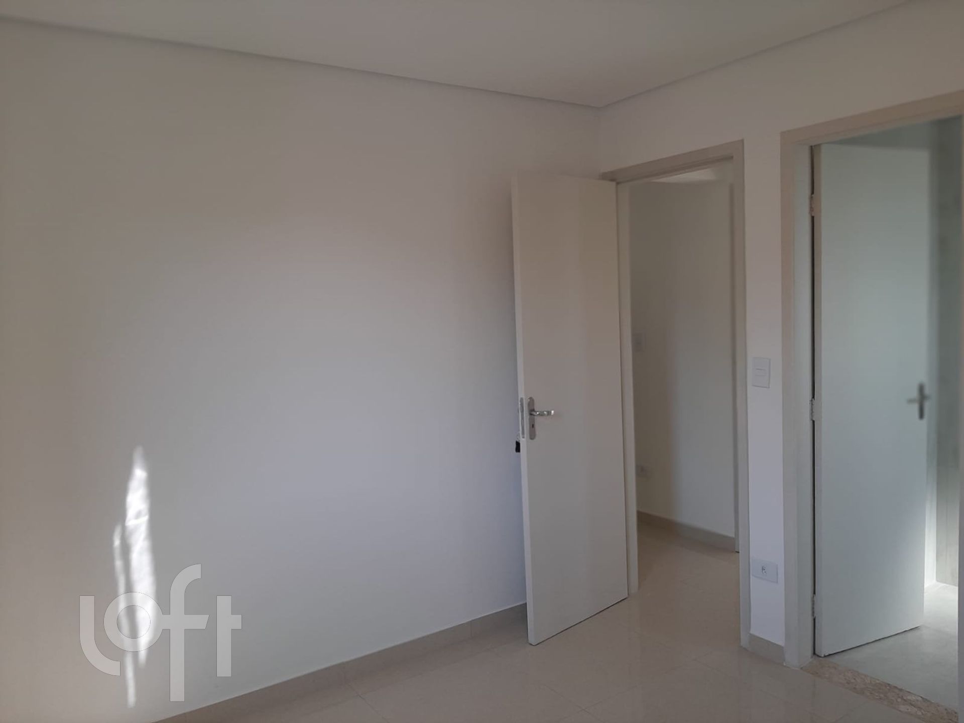 Apartamento à venda com 3 quartos, 67m² - Foto 4