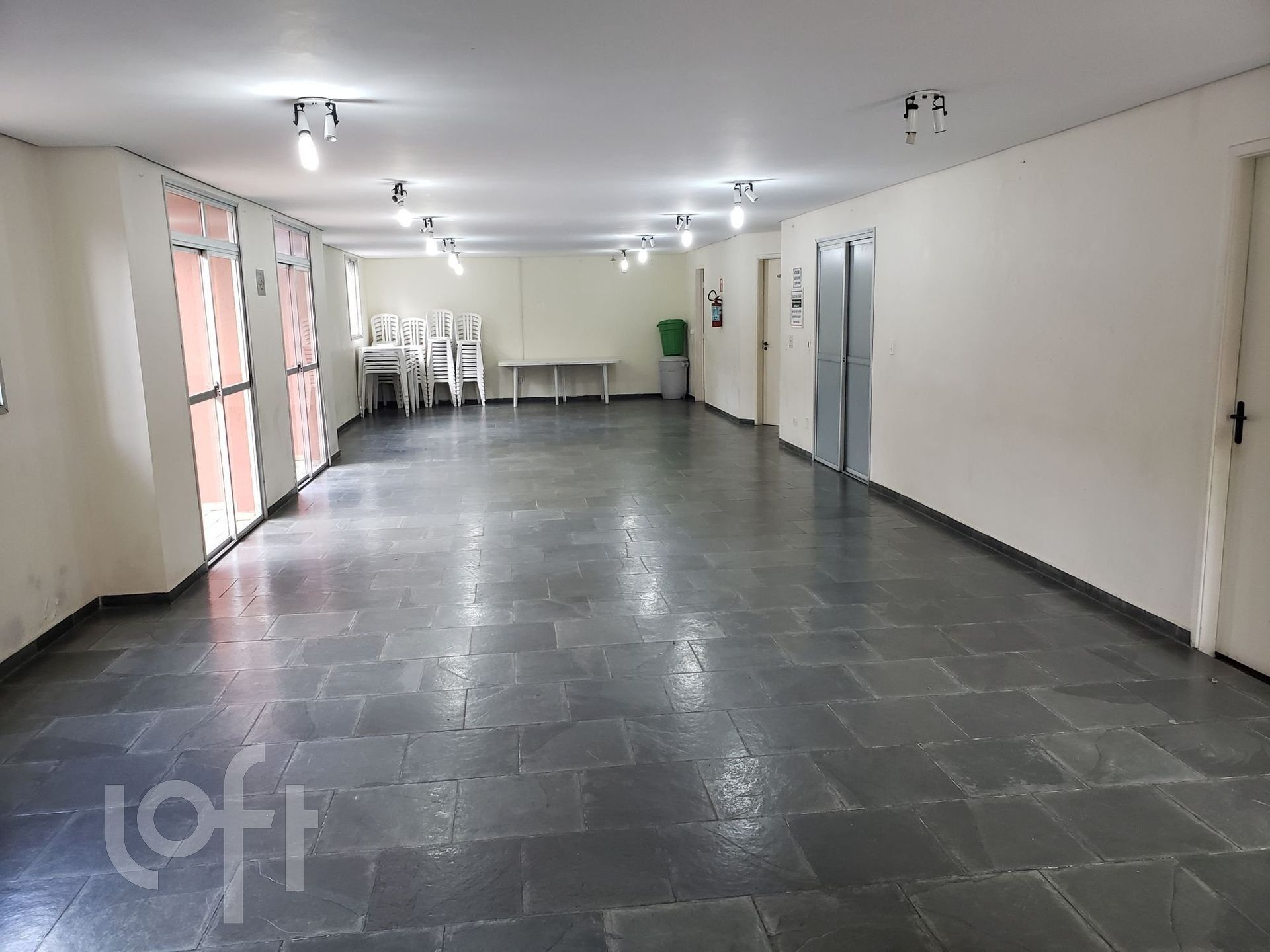 Apartamento à venda com 3 quartos, 67m² - Foto 18