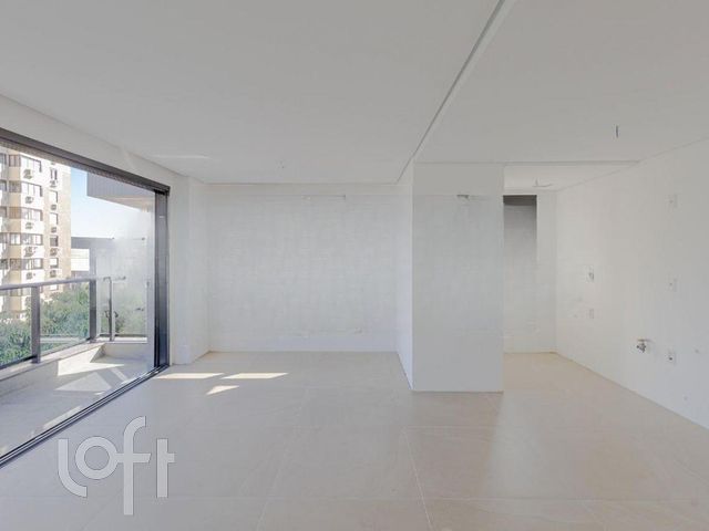 Apartamento com 85m², 2 dormitórios, 2 suítes, 2 vagas, Menino Deus em Porto Alegre