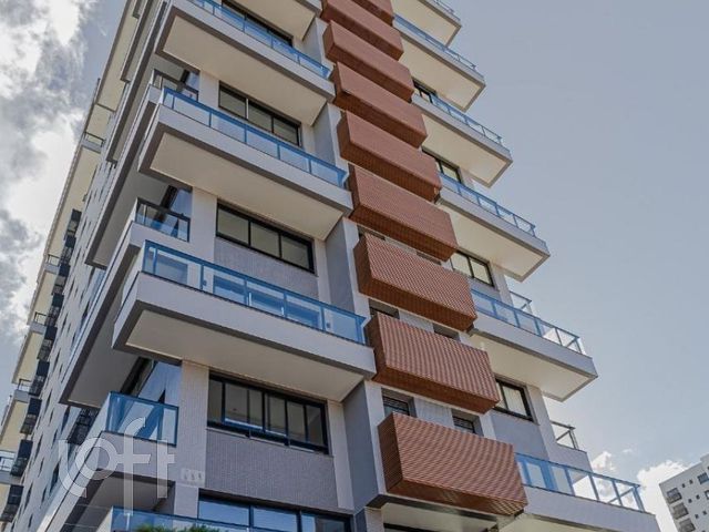 Apartamento com 85m², 2 dormitórios, 2 suítes, 2 vagas, Menino Deus em Porto Alegre