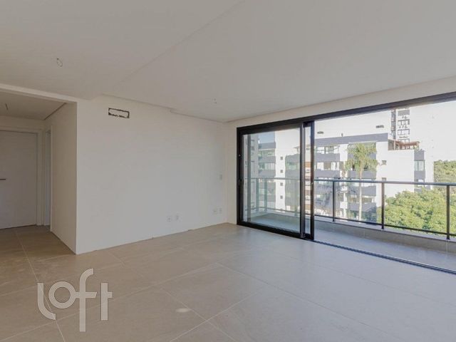 Apartamento com 85m², 2 dormitórios, 2 suítes, 2 vagas, Menino Deus em Porto Alegre