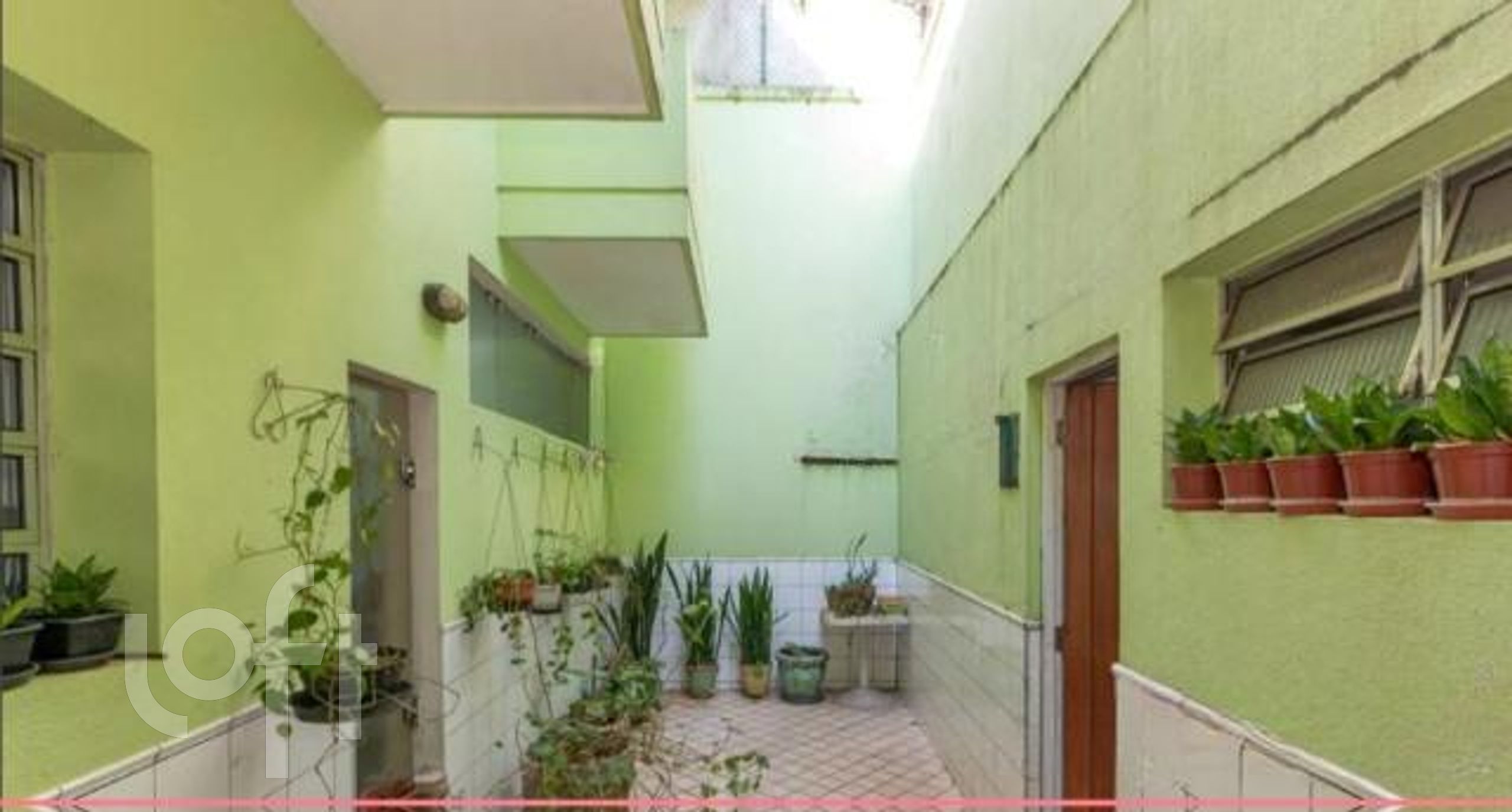 Casa à venda com 3 quartos, 200m² - Foto 17