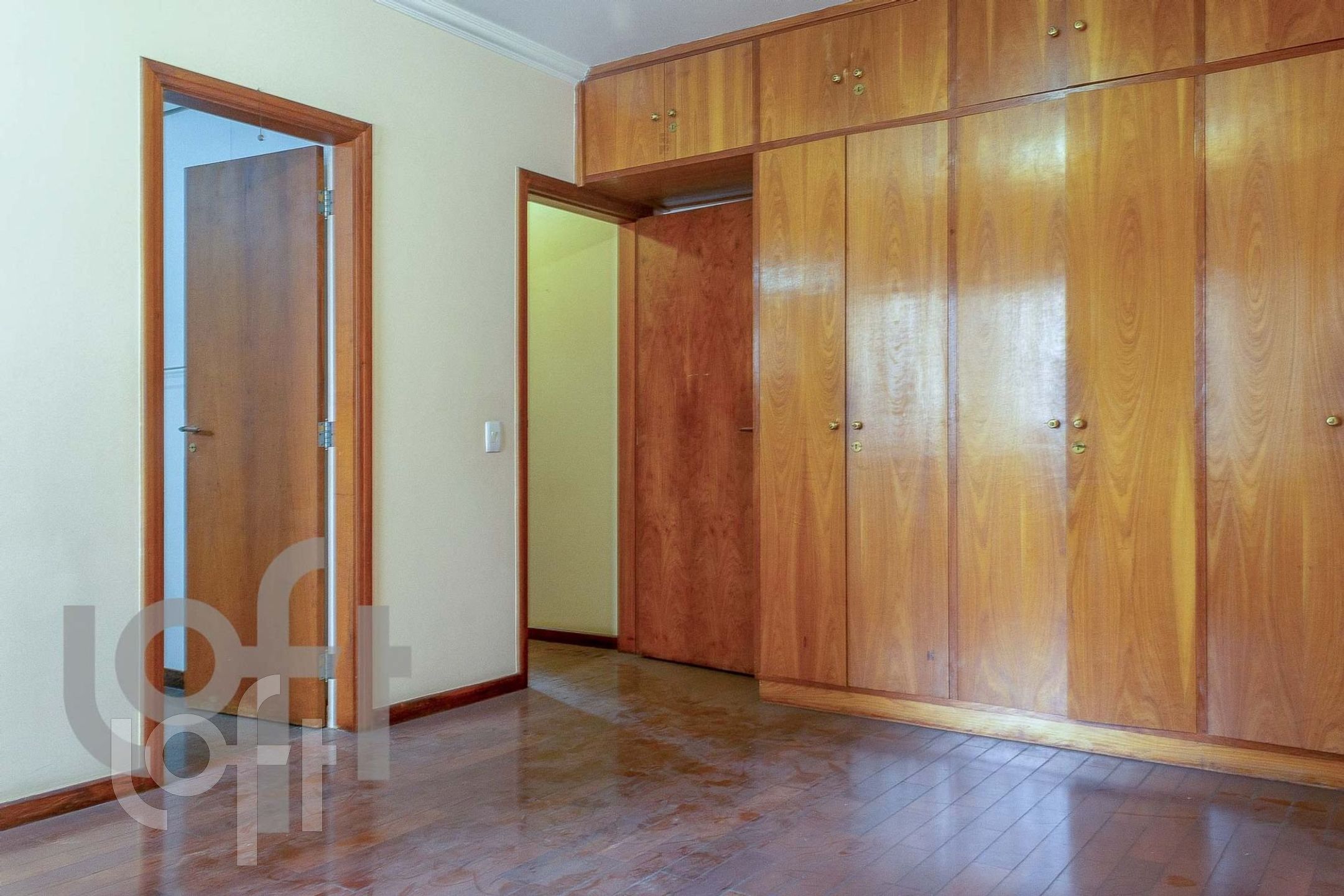 Apartamento à venda com 3 quartos, 220m² - Foto 18