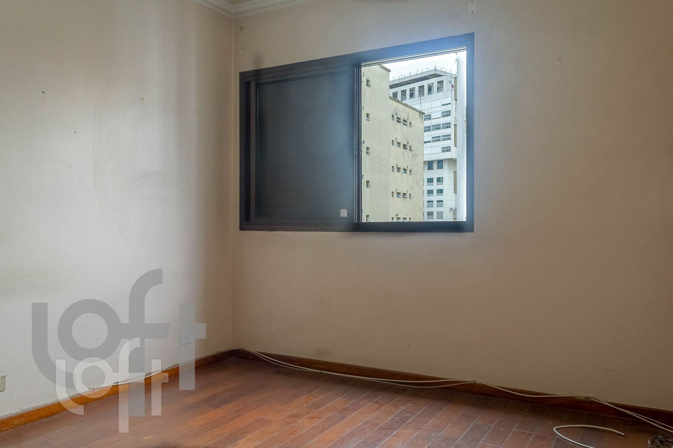 Apartamento à venda com 3 quartos, 220m² - Foto 9