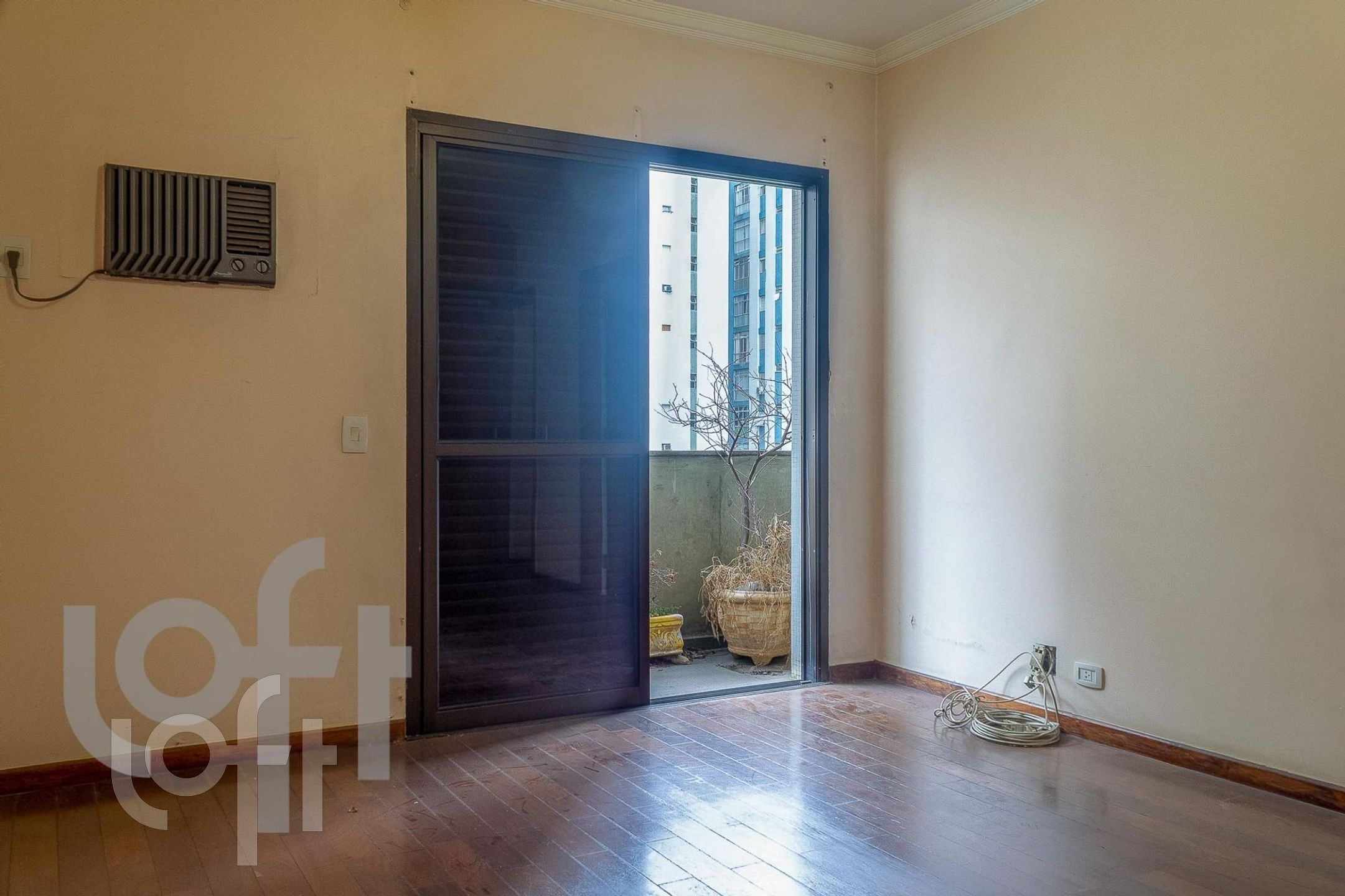 Apartamento à venda com 3 quartos, 220m² - Foto 21