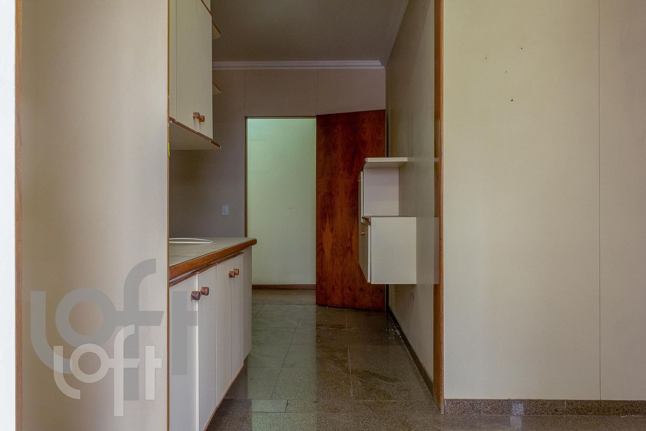 Apartamento à venda com 3 quartos, 220m² - Foto 47