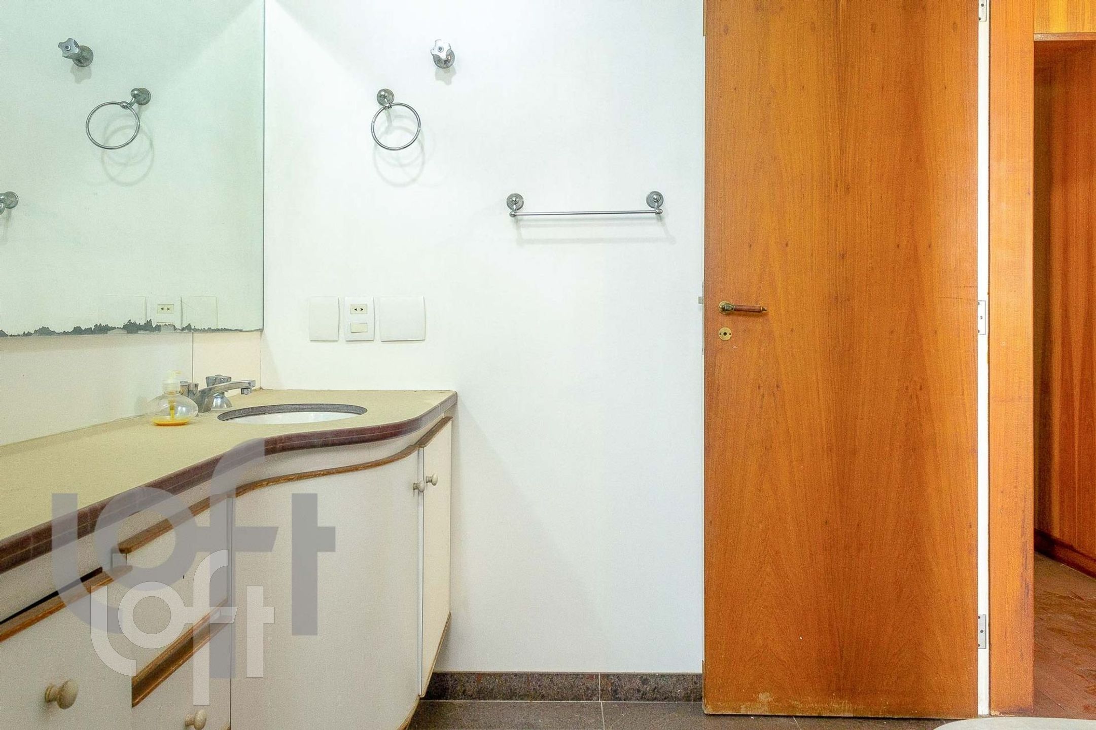 Apartamento à venda com 3 quartos, 220m² - Foto 70