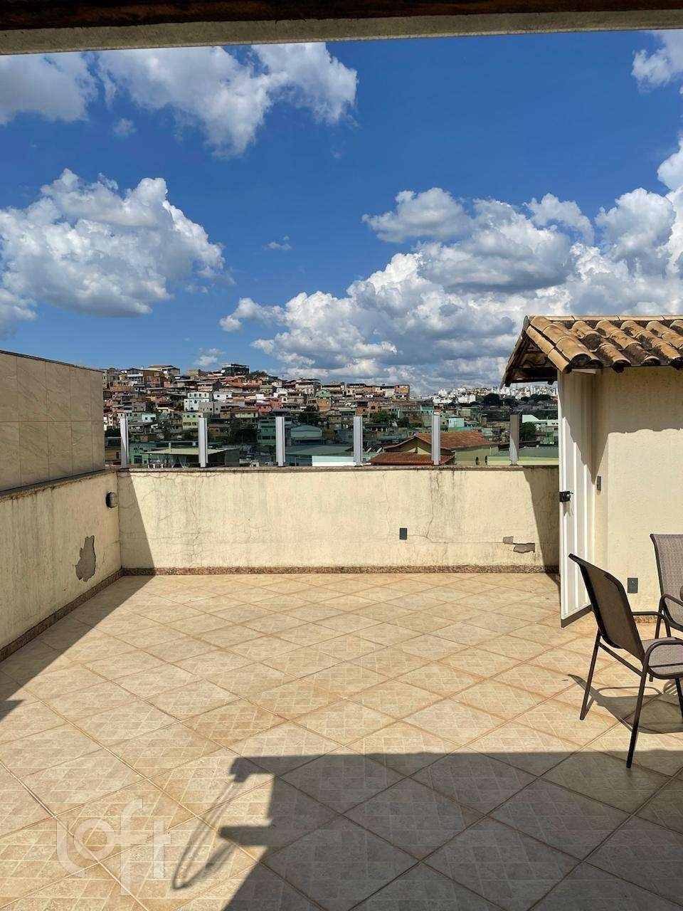 Apartamento à venda com 2 quartos, 110m² - Foto 4