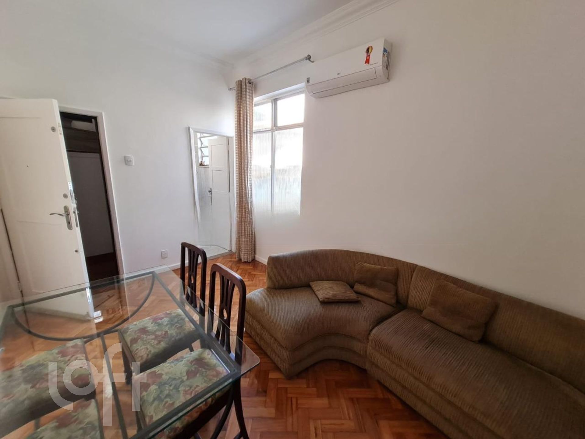 Apartamento à venda com 1 quarto, 37m² - Foto 12