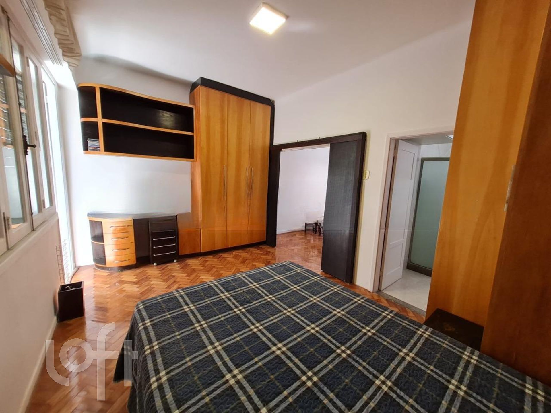 Apartamento à venda com 1 quarto, 37m² - Foto 18