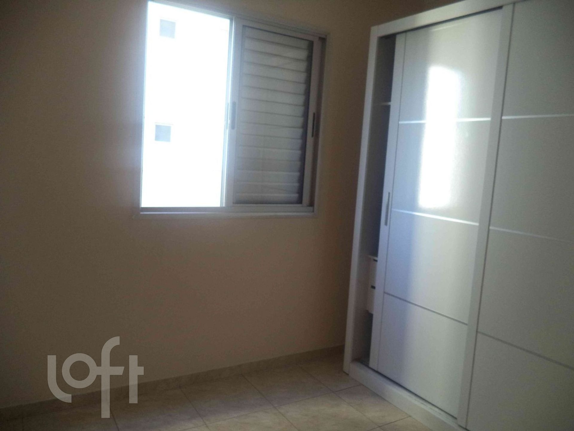 Apartamento à venda com 2 quartos, 49m² - Foto 2