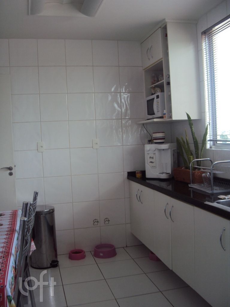 Apartamento à venda com 3 quartos, 180m² - Foto 17