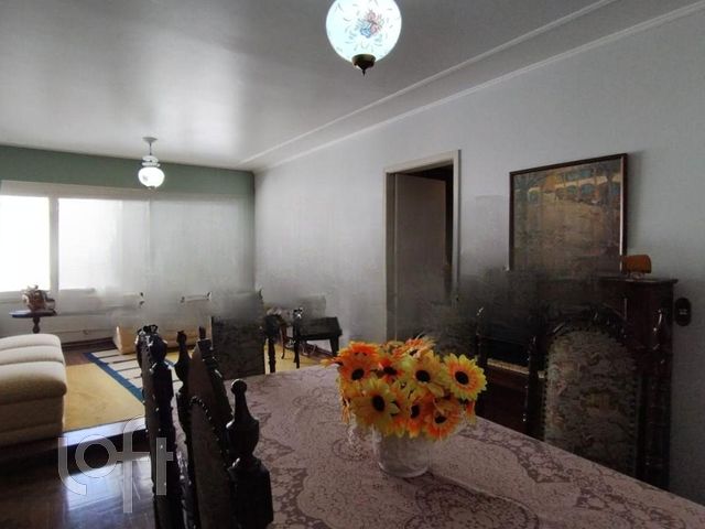 Apartamento com 126m², 3 dormitórios, 1 vaga, Santana em Porto Alegre