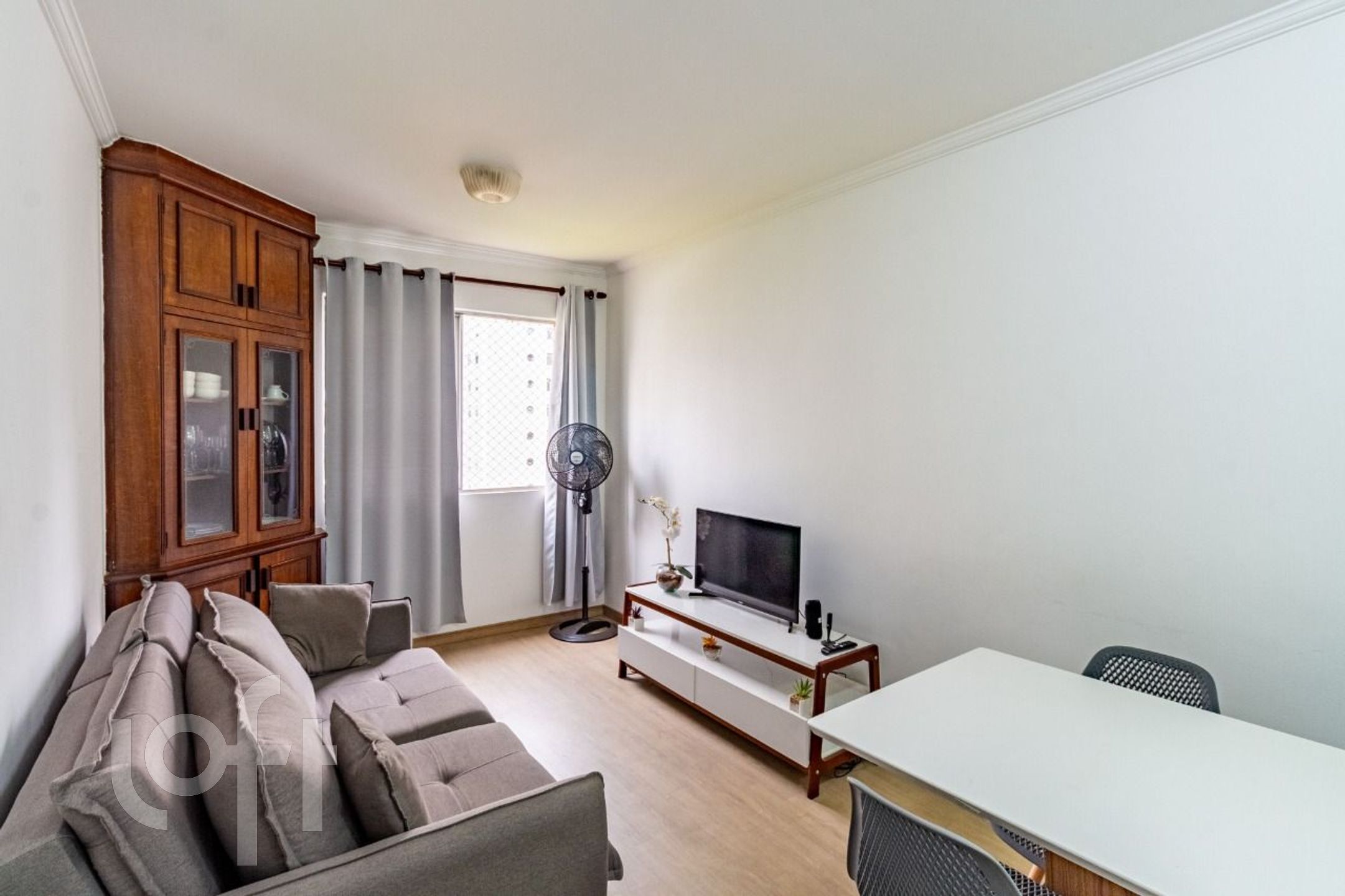 Apartamento à venda com 1 quarto, 43m² - Foto 1