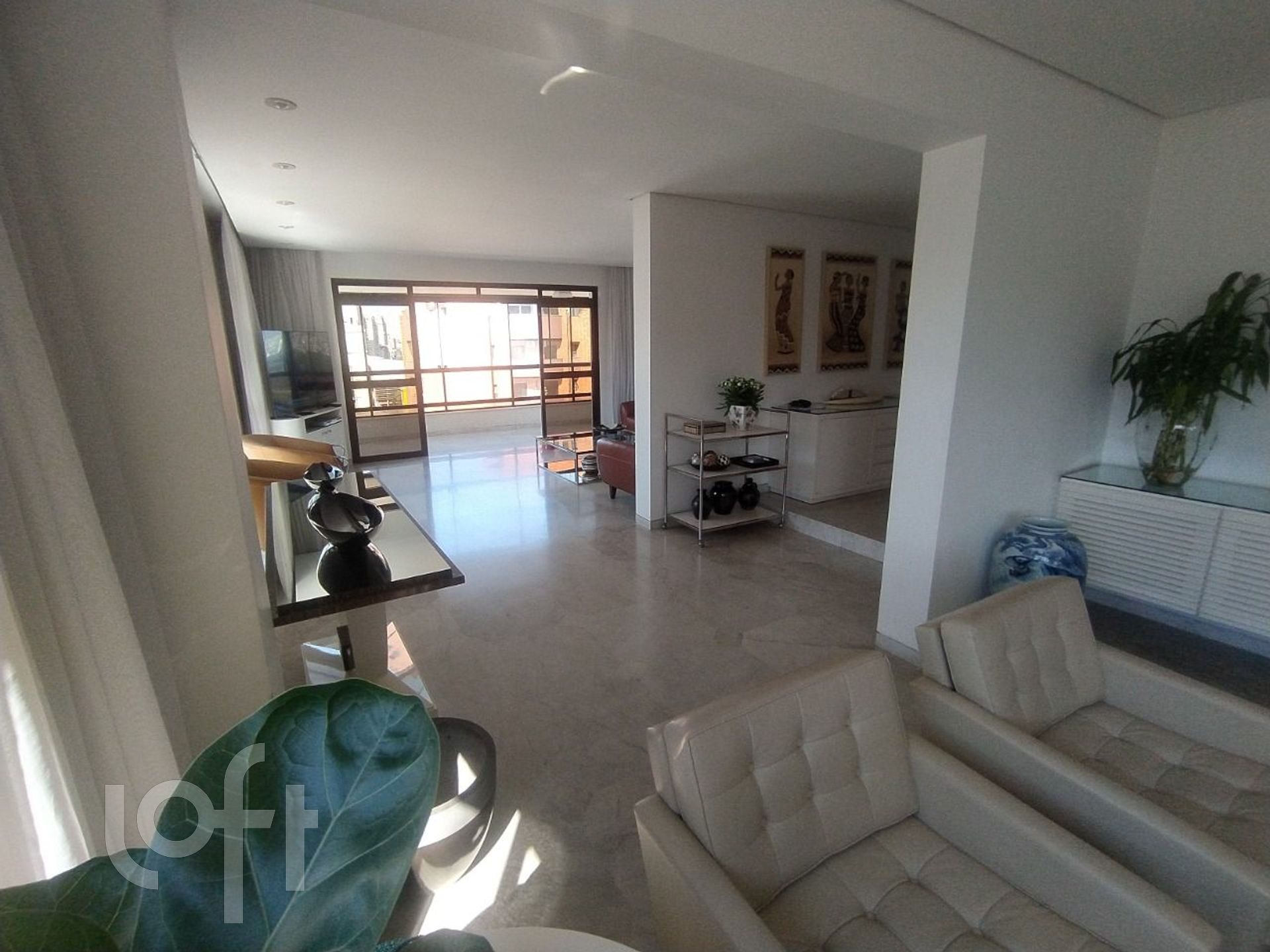 Apartamento à venda com 4 quartos, 298m² - Foto 3