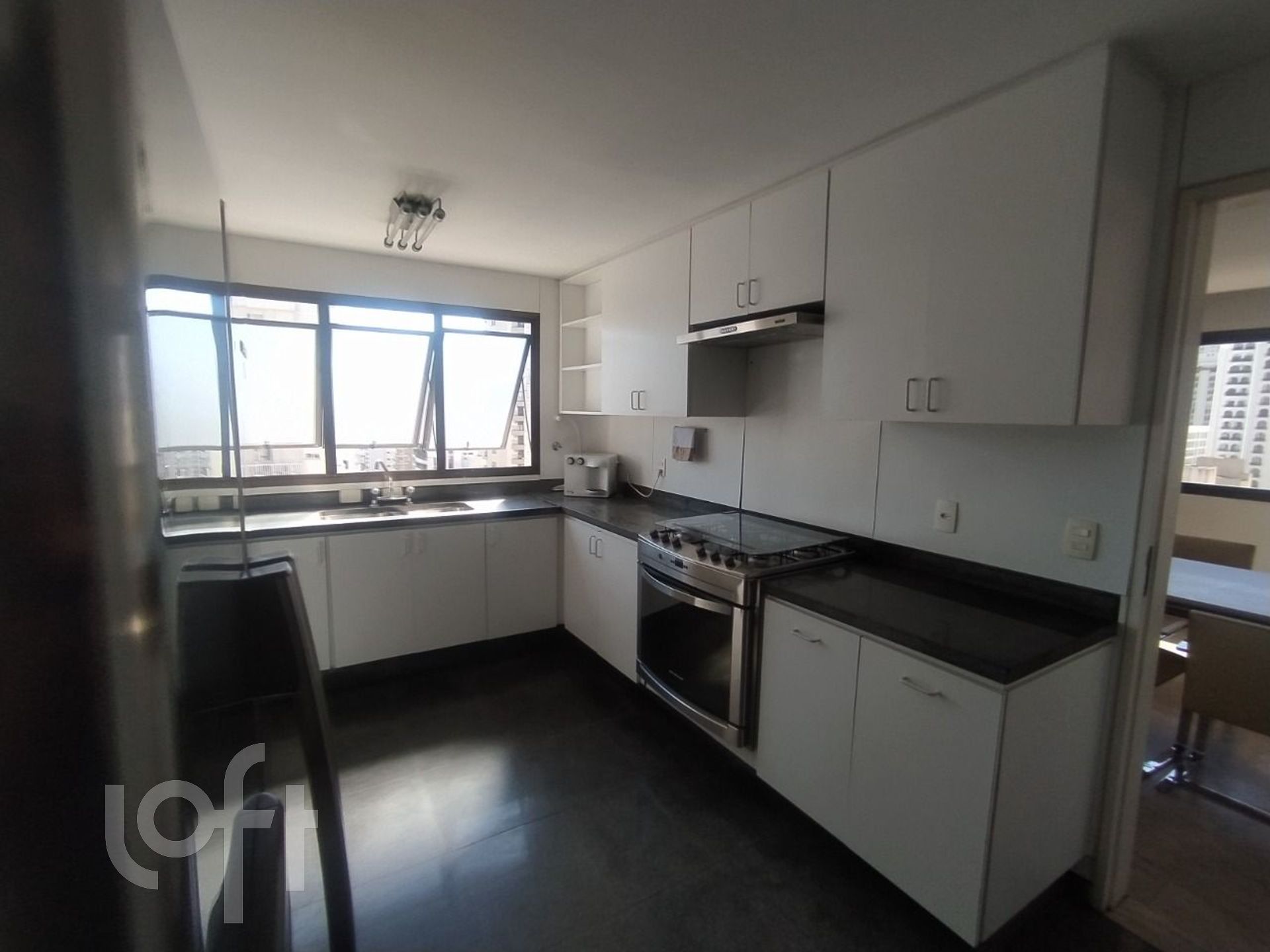 Apartamento à venda com 4 quartos, 298m² - Foto 15