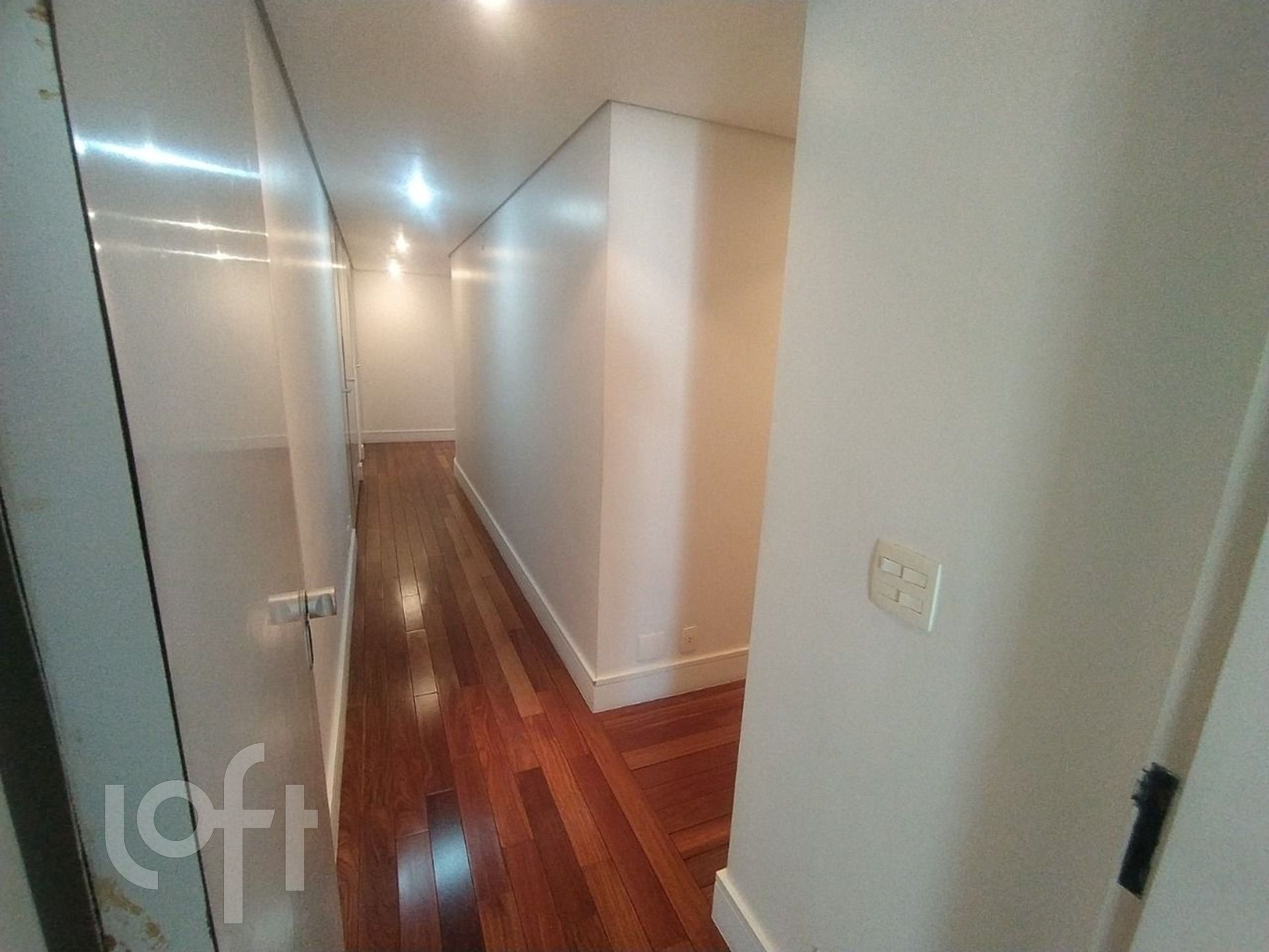 Apartamento à venda com 4 quartos, 298m² - Foto 22