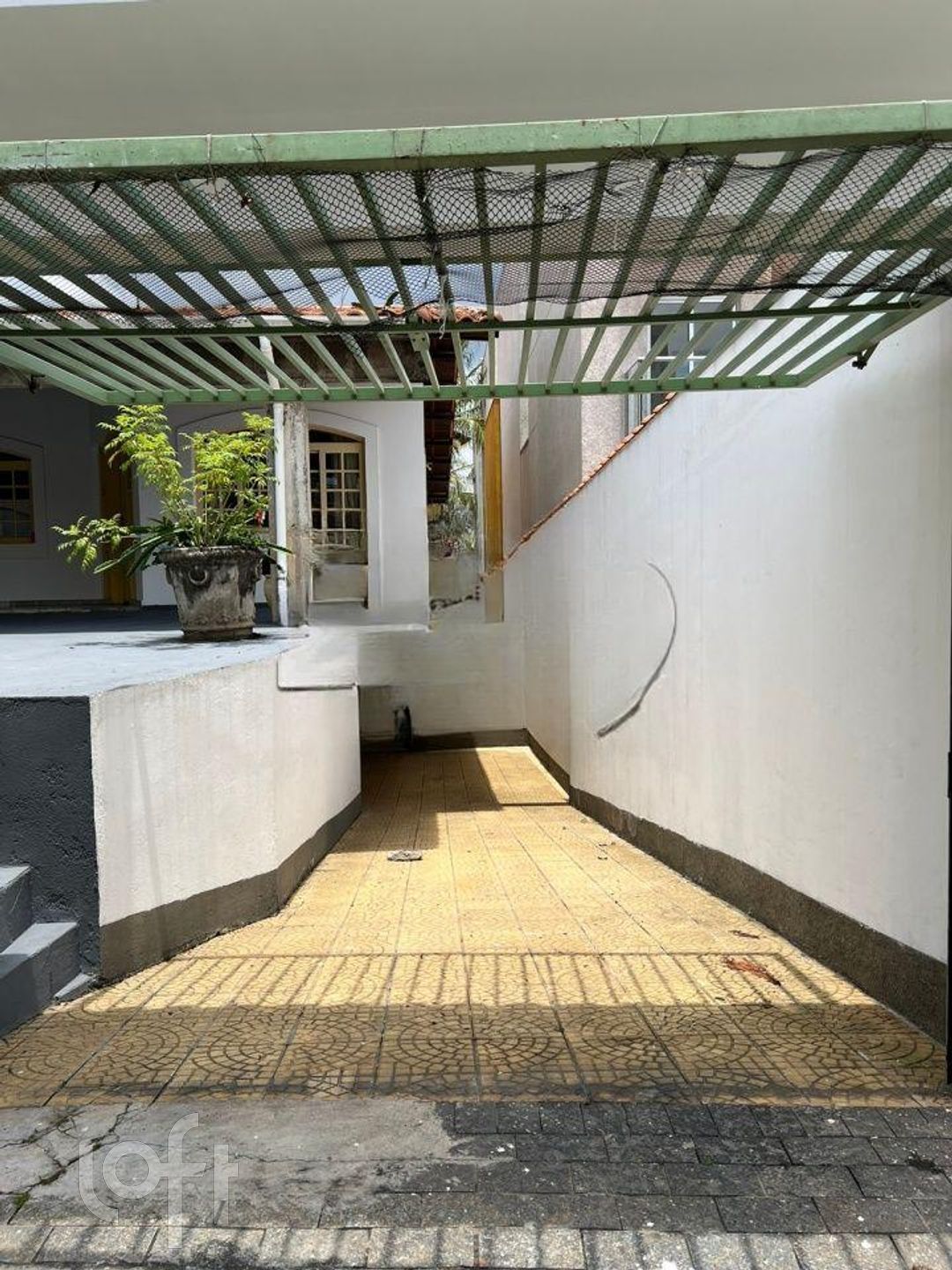 Casa à venda com 3 quartos, 300m² - Foto 4