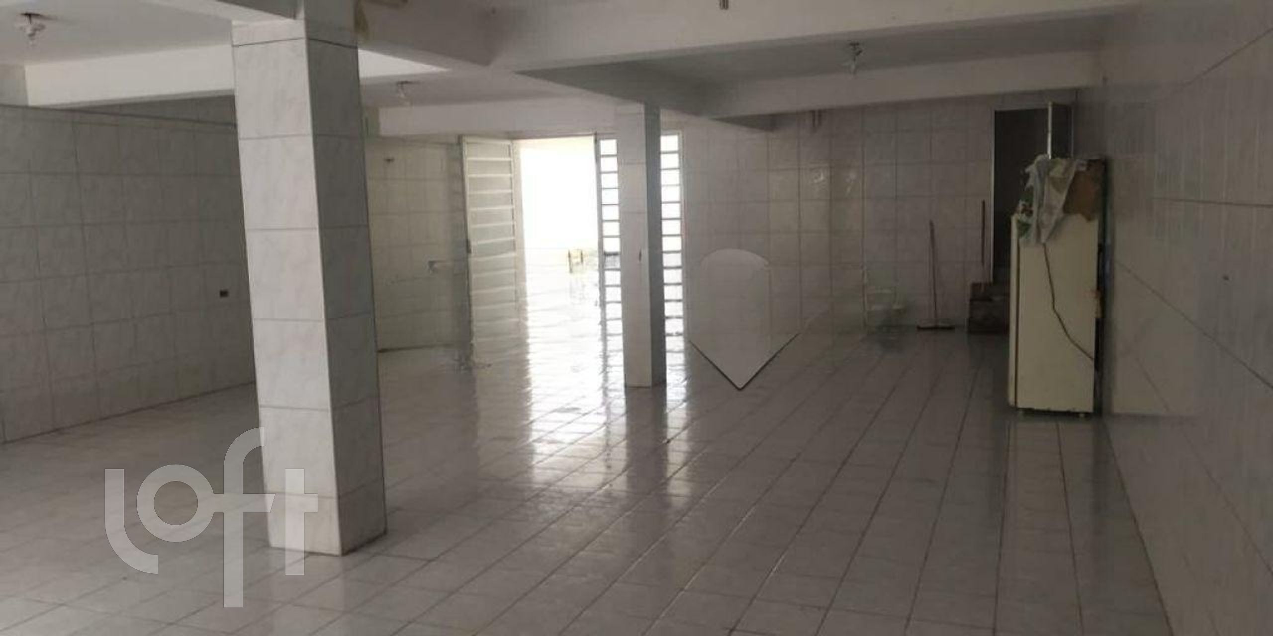 Casa à venda com 3 quartos, 300m² - Foto 27