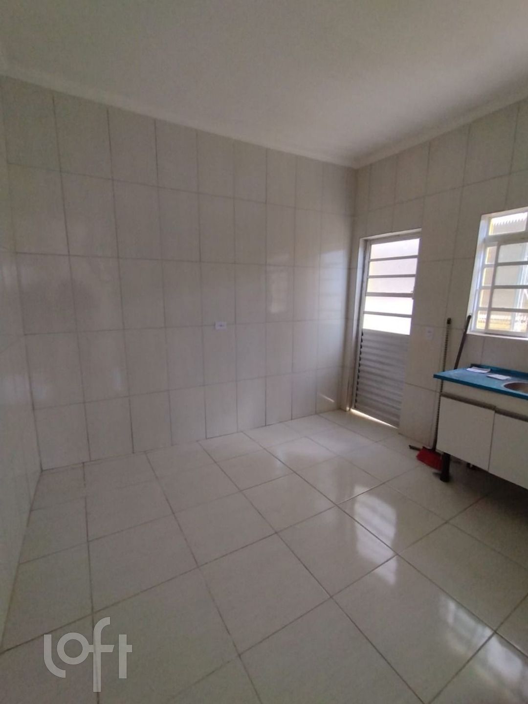 Casa à venda em Itaquera com 70 m², 2 quartos, 1 v