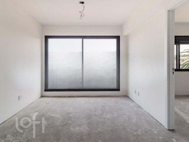 Apartamento com 51m², 2 dormitórios, 1 suíte, Santa Cecília em Porto Alegre