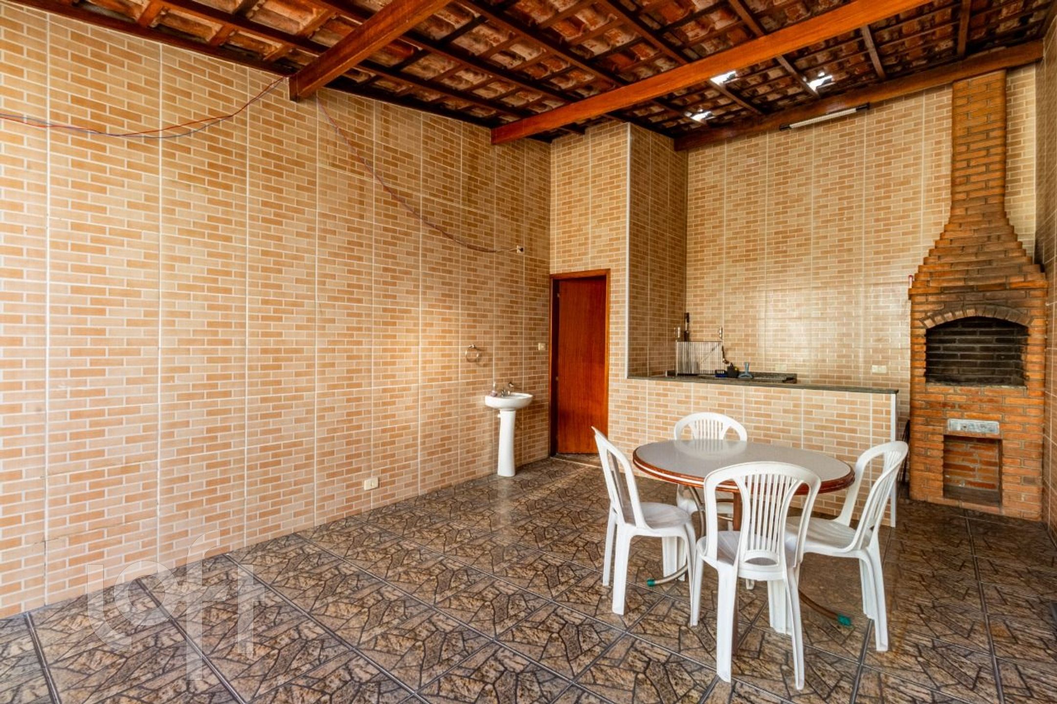 Casa à venda com 3 quartos, 160m² - Foto 35