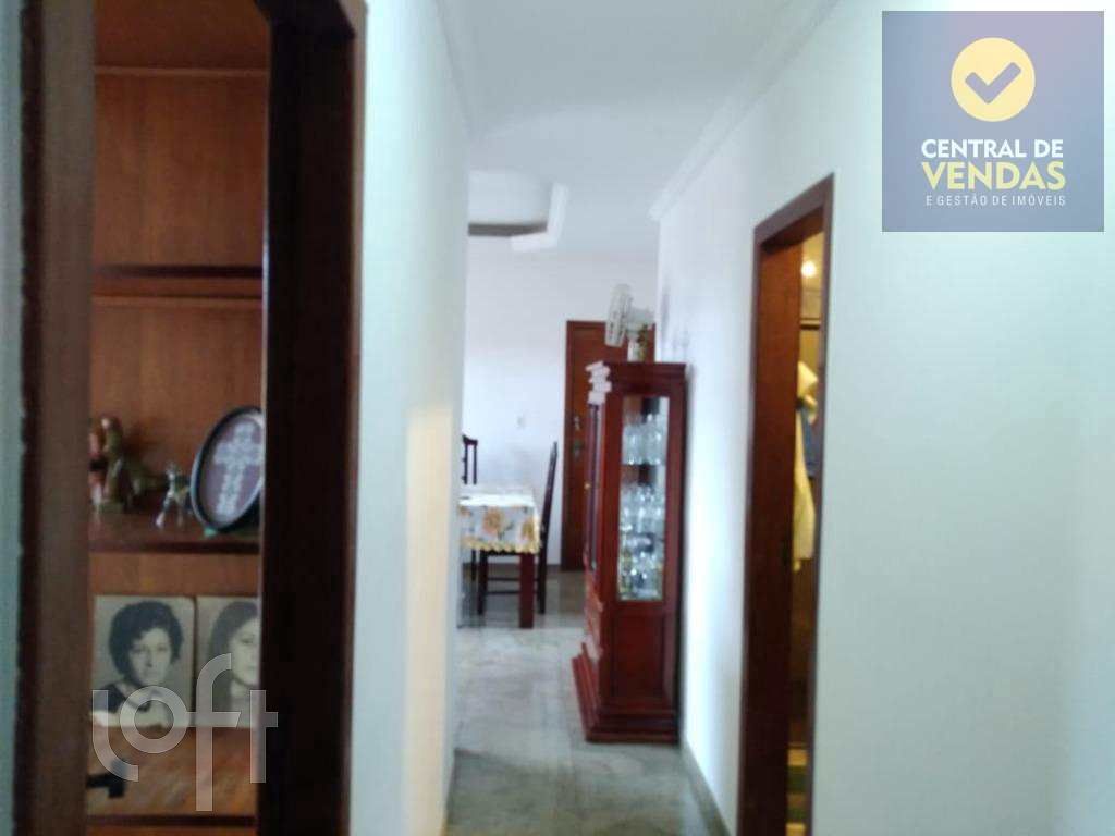 Apartamento à venda com 4 quartos, 180m² - Foto 2