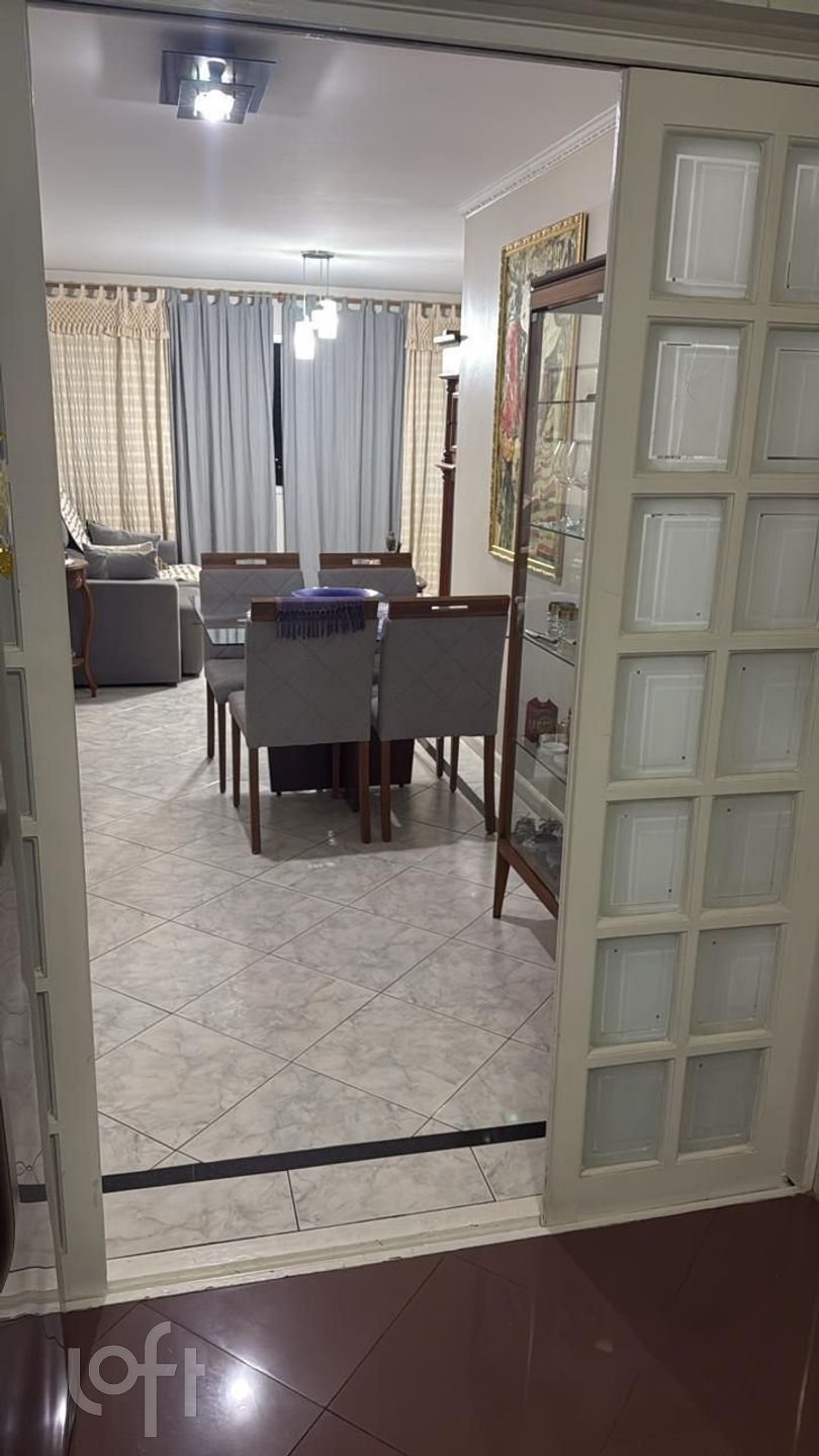 Apartamento à venda com 3 quartos, 142m² - Foto 7