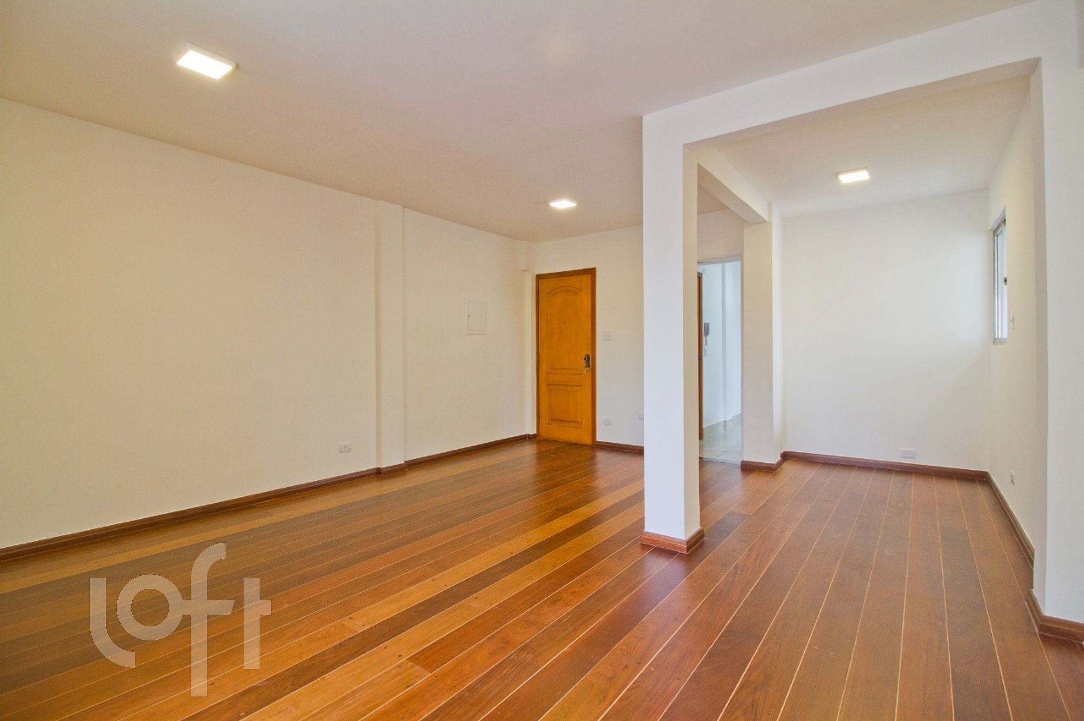 Apartamento à venda com 2 quartos, 100m² - Foto 1