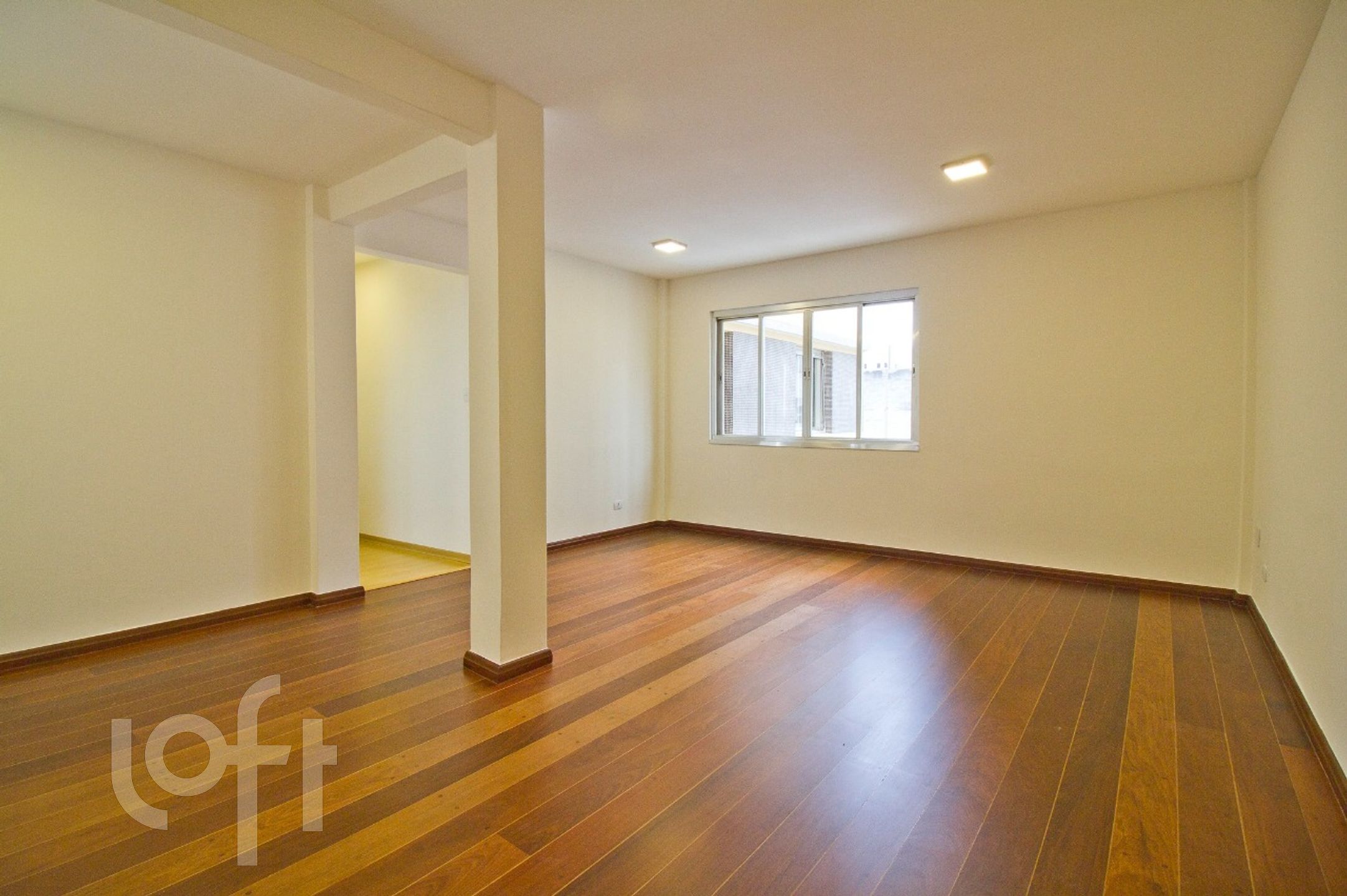 Apartamento à venda com 2 quartos, 100m² - Foto 4