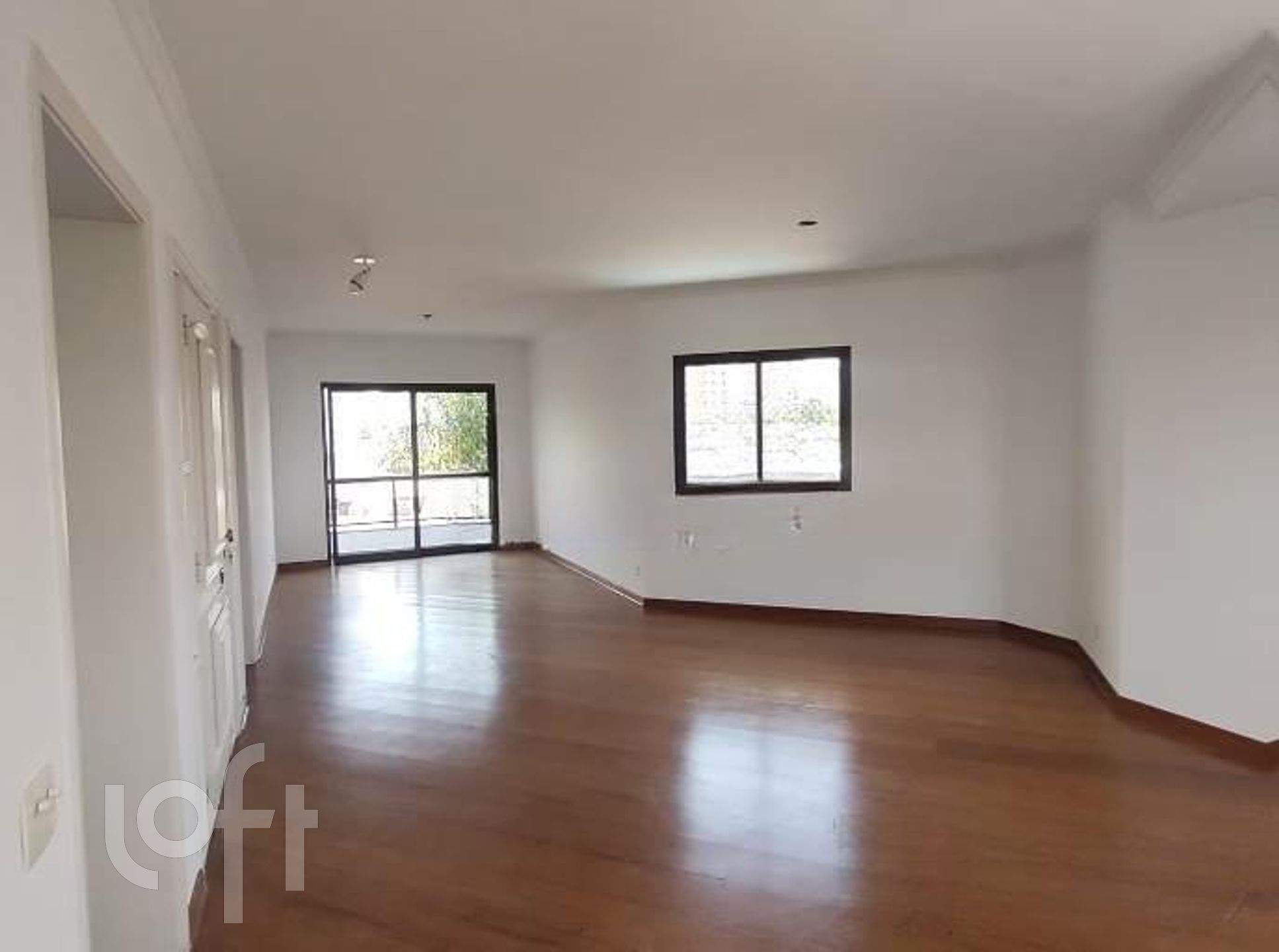 Apartamento à venda com 3 quartos, 170m² - Foto 1