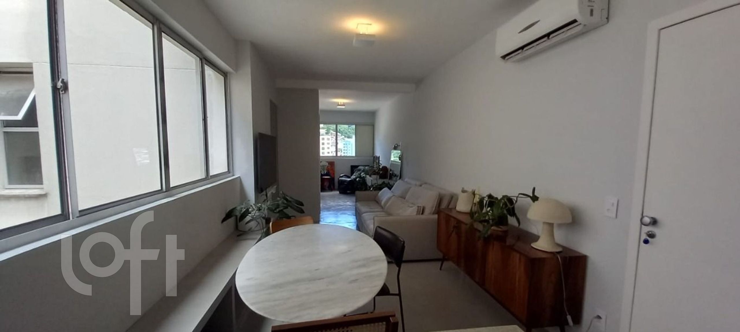Apartamentos com 70m², 1 quarto, 1 suíte, no bairro Centro em Florianópolis