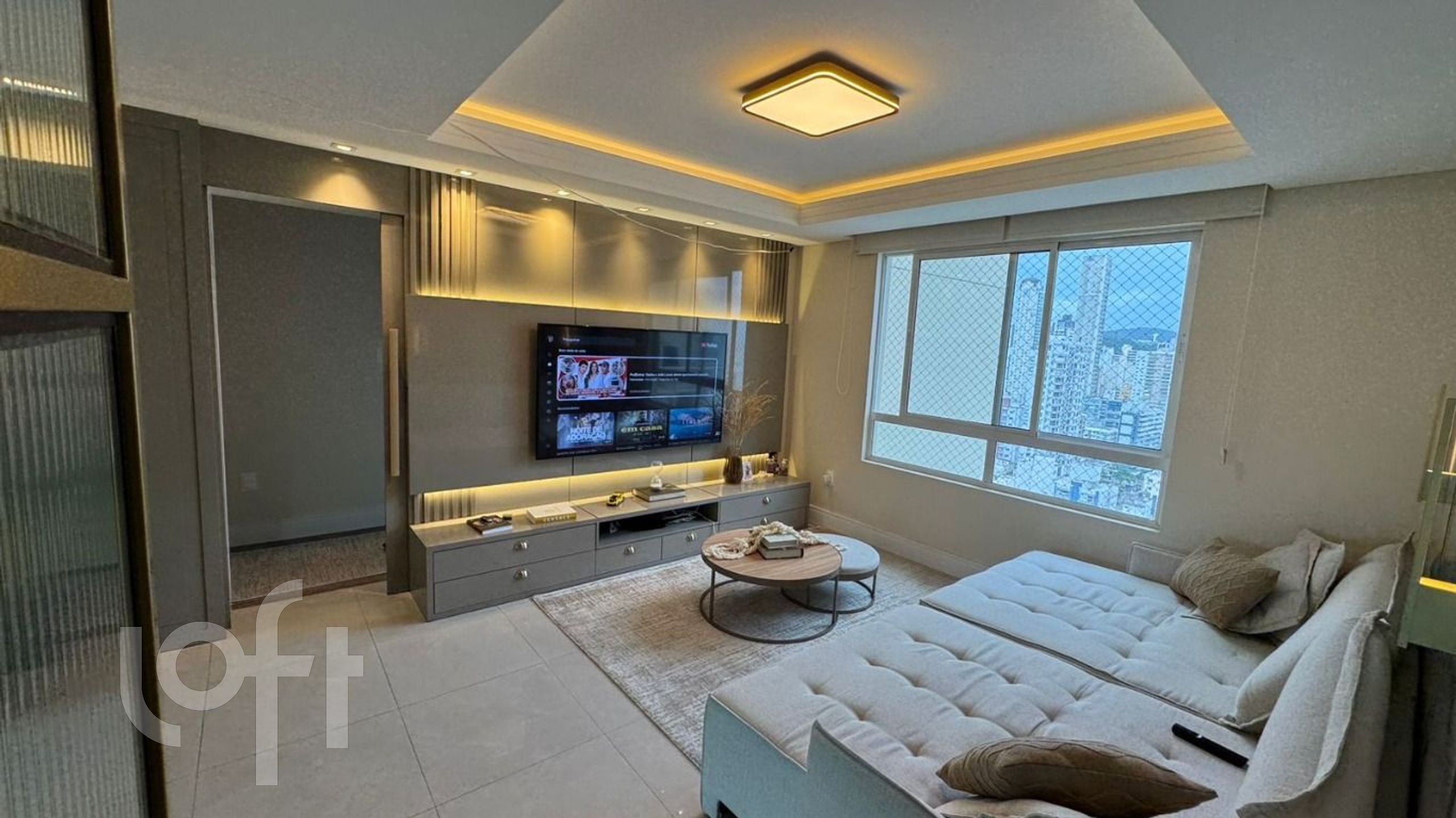 Apartamentos com 225m², 4 quartos, 2 suítes, 3 garagens, no bairro Centro em Balneário Camboriú