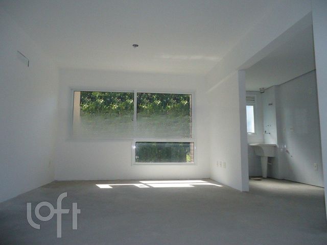 Apartamento com 80m², 3 dormitórios, 1 suíte, 1 vaga, Cristo Redentor em Porto Alegre