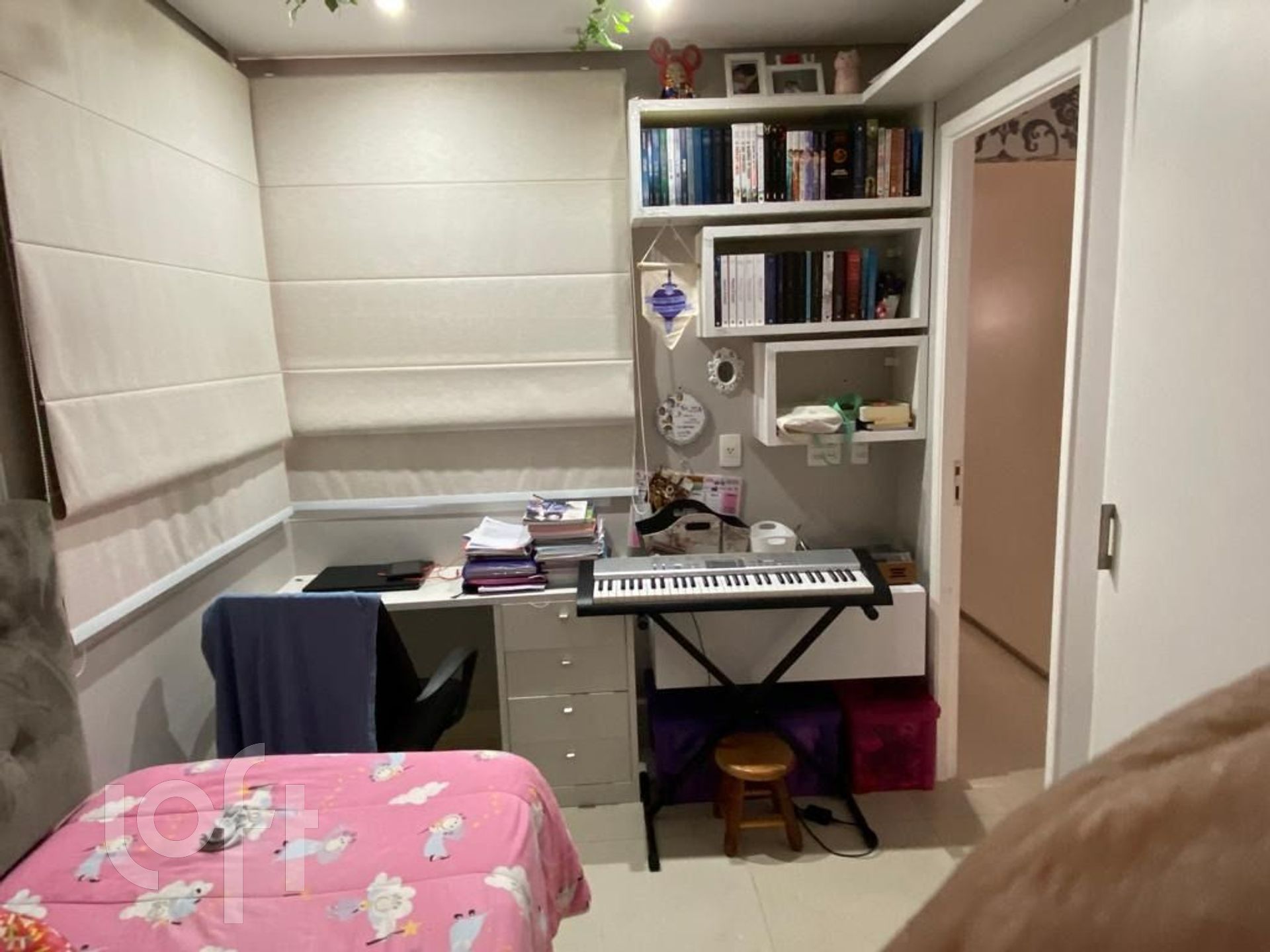 Apartamento à venda com 2 quartos, 70m² - Foto 13