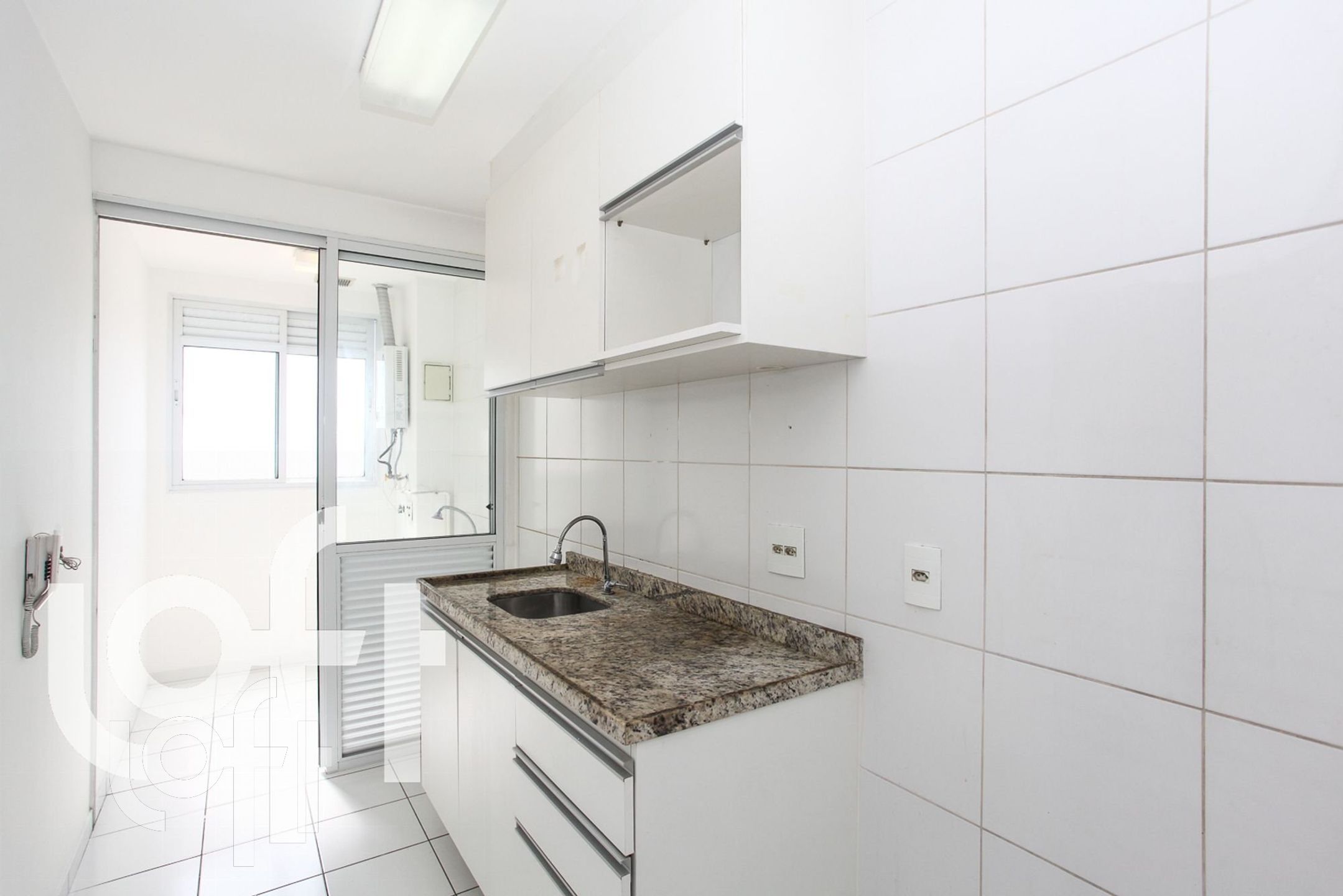 Apartamento à venda com 2 quartos, 58m² - Foto 20