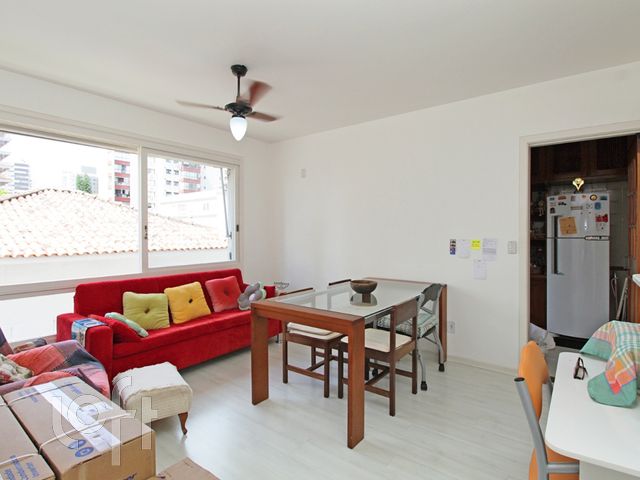 Apartamento com 72m², 2 dormitórios, 1 vaga, Petrópolis em Porto Alegre