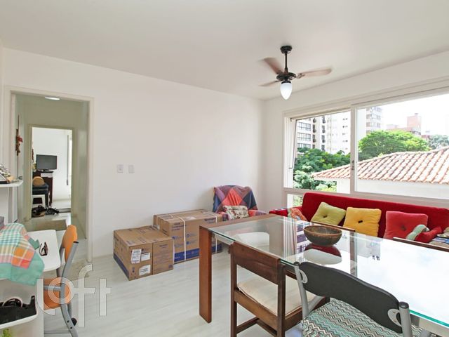 Apartamento com 72m², 2 dormitórios, 1 vaga, Petrópolis em Porto Alegre